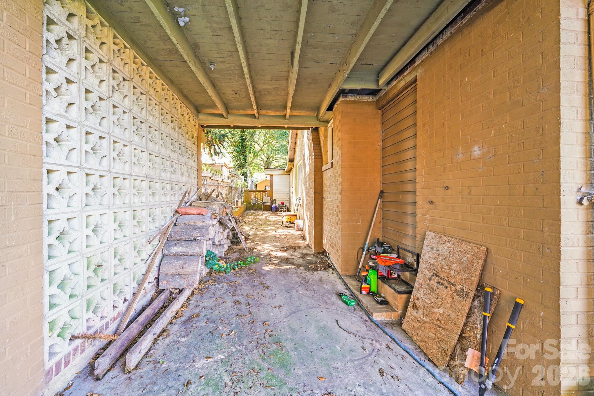 809 W Mauney Avenue Property Photo 8
