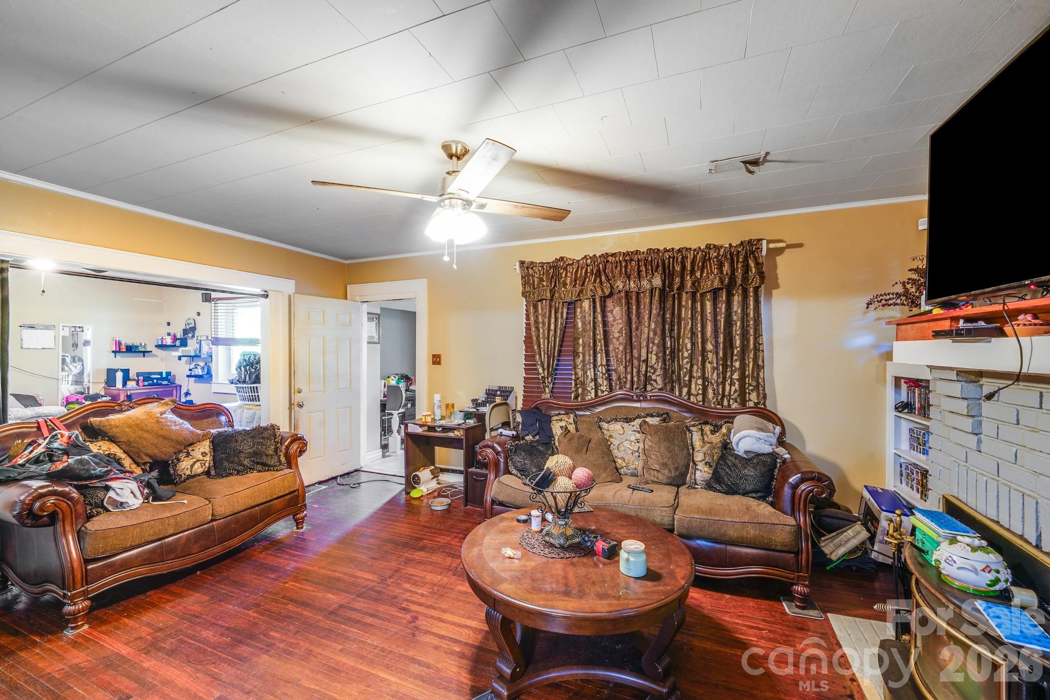 809 W Mauney Avenue Property Photo 16