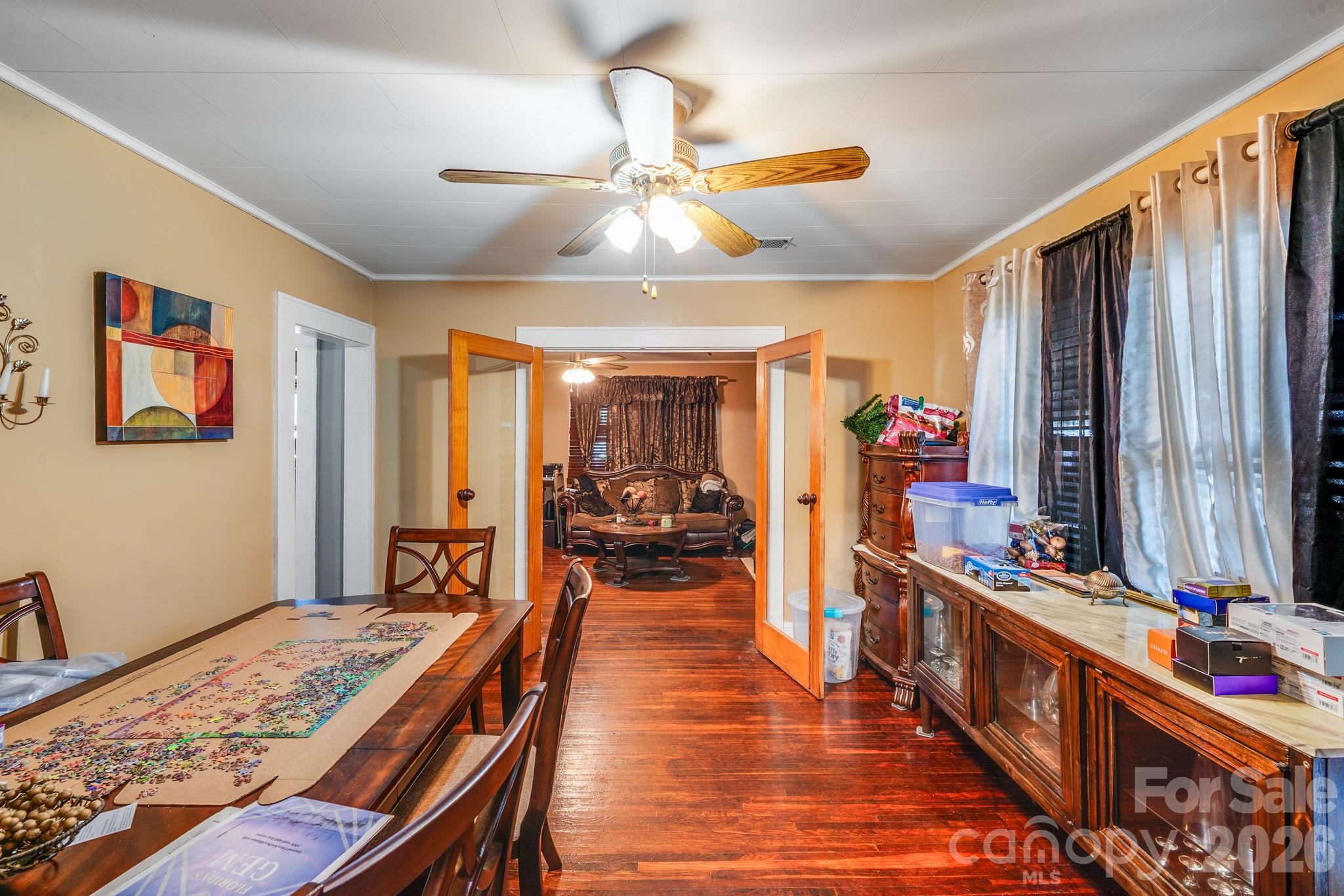 809 W Mauney Avenue Property Photo 18