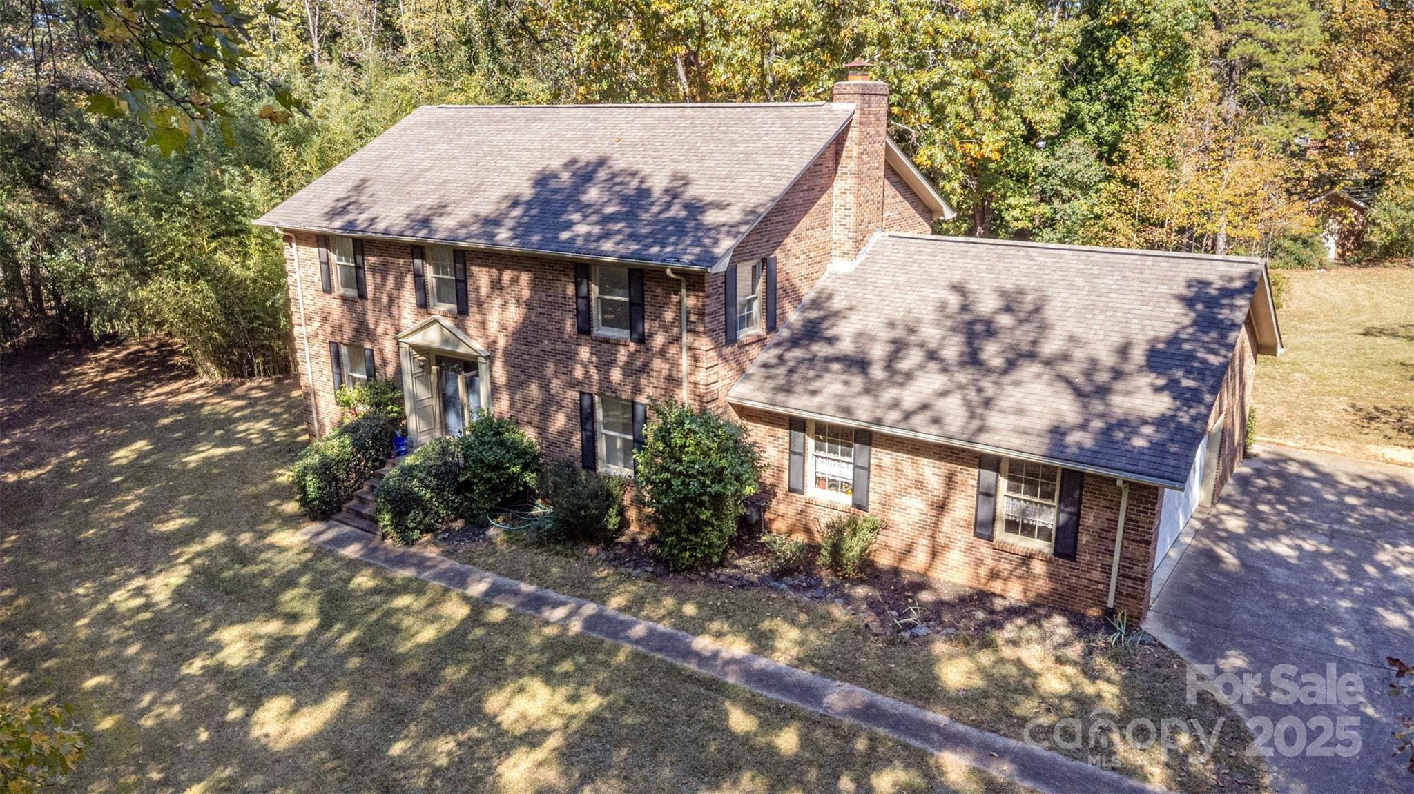 4529 Creemore Drive Property Photo 4