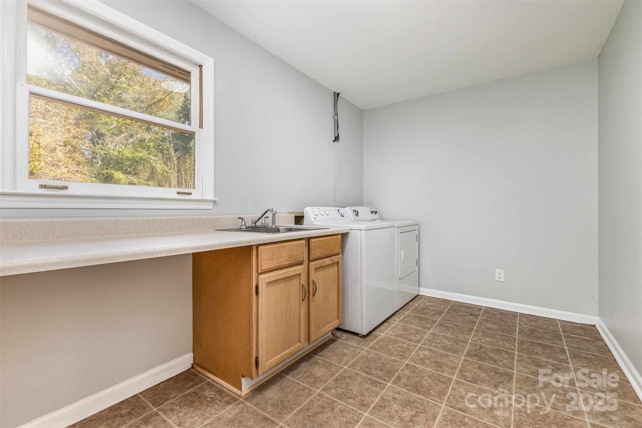 4529 Creemore Drive Property Photo 17