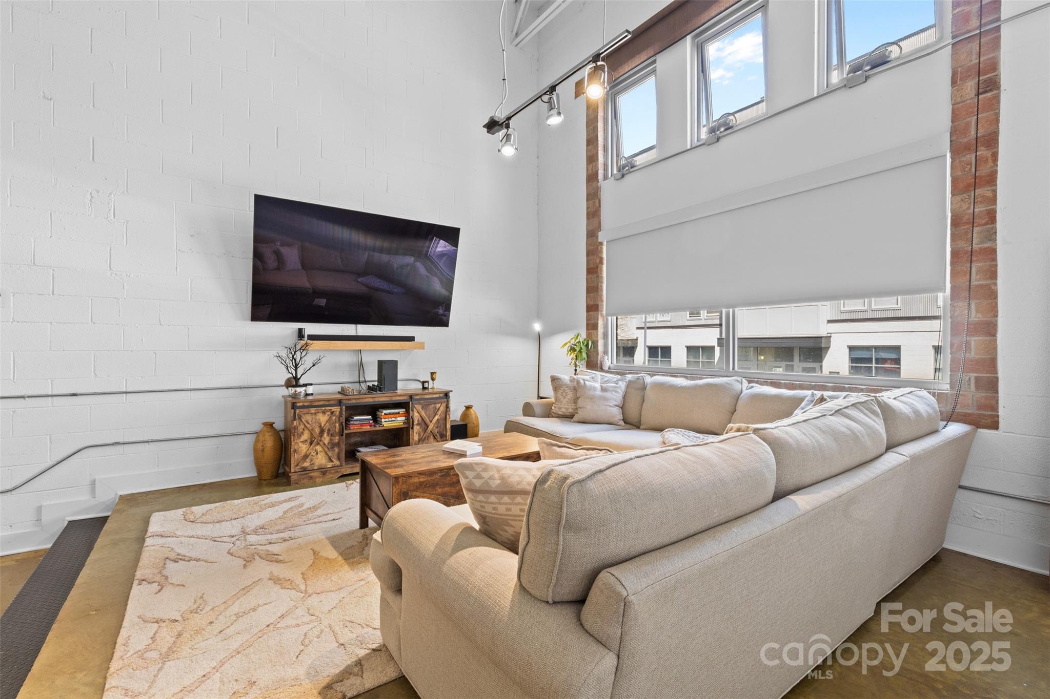 925 Westmere Avenue Property Photo 6