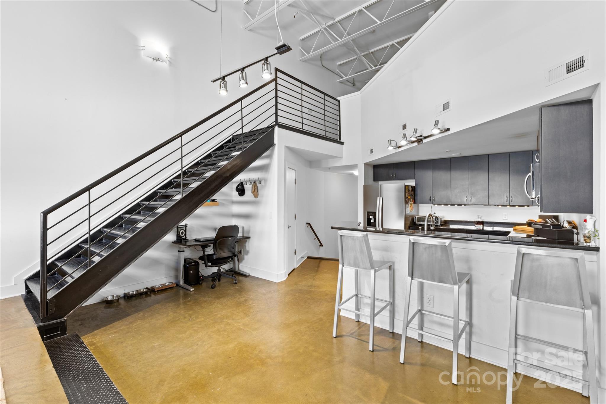 925 Westmere Avenue Property Photo 13