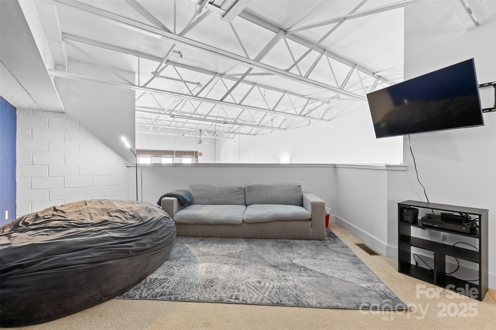 925 Westmere Avenue Property Photo 19