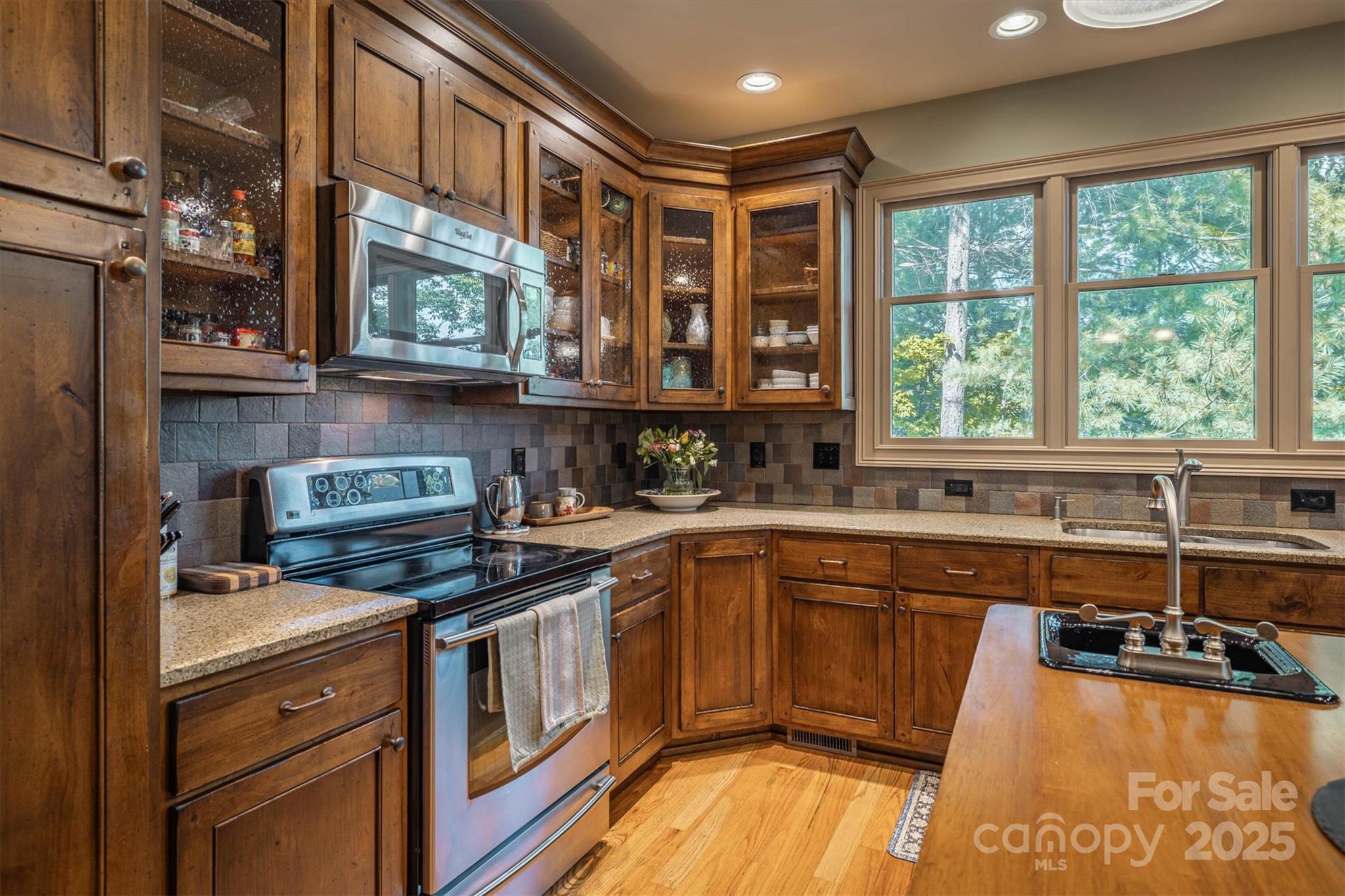 1831 Sandy Cove Drive Property Photo 21