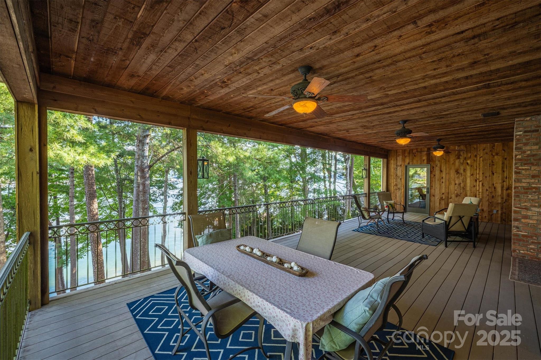 1831 Sandy Cove Drive Property Photo 24