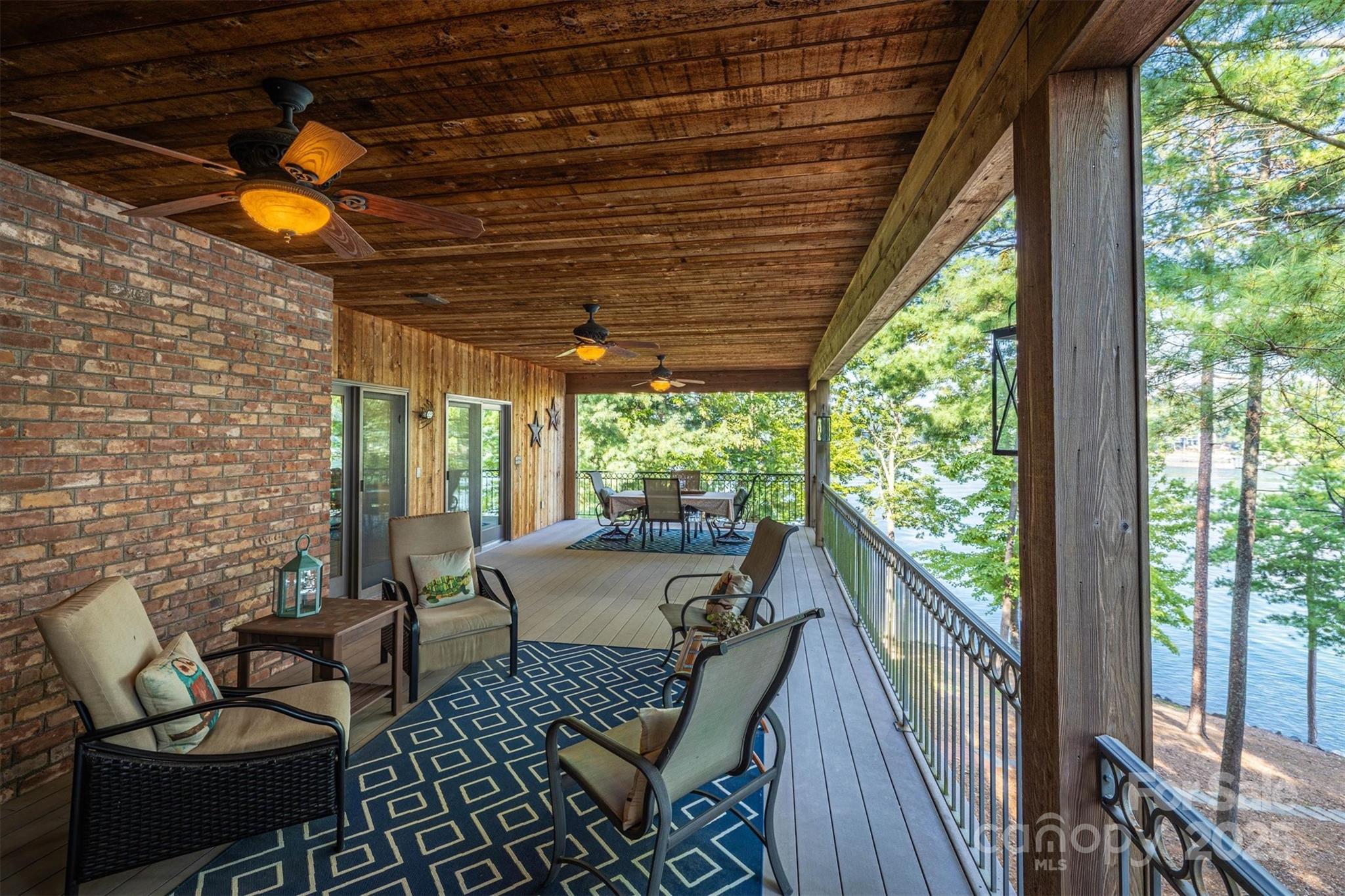 1831 Sandy Cove Drive Property Photo 27