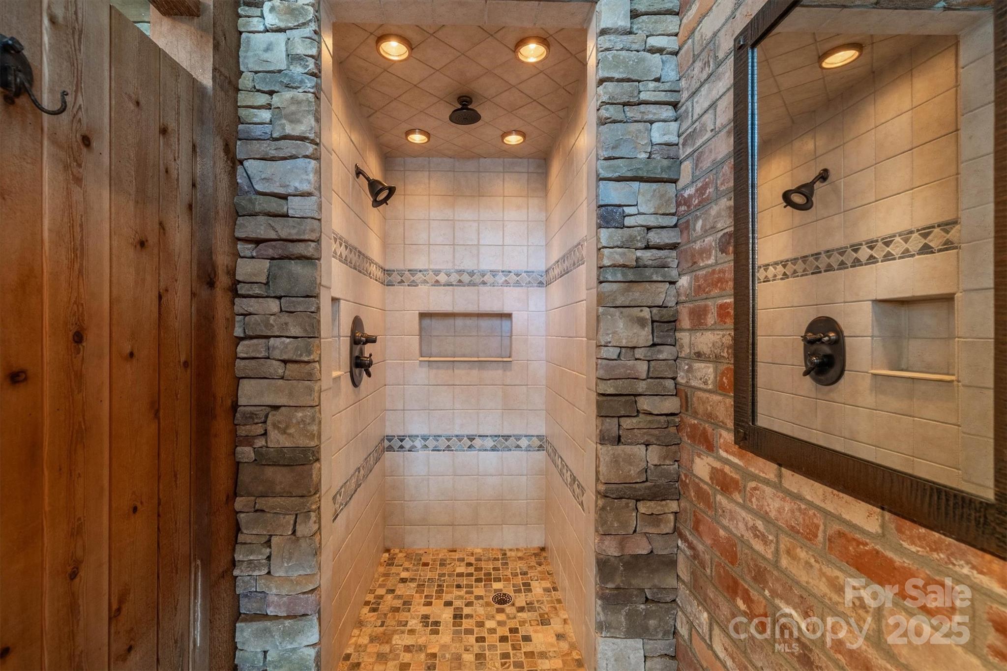 1831 Sandy Cove Drive Property Photo 42