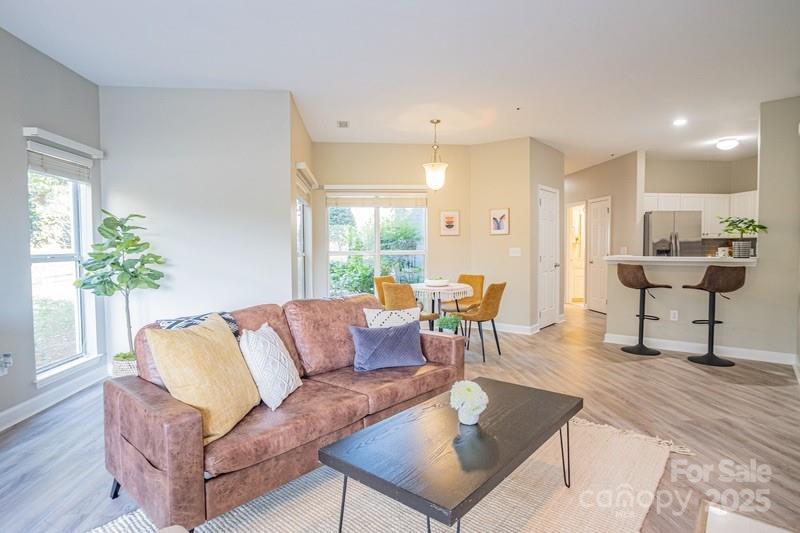 1125 Torrence Circle Property Photo 6