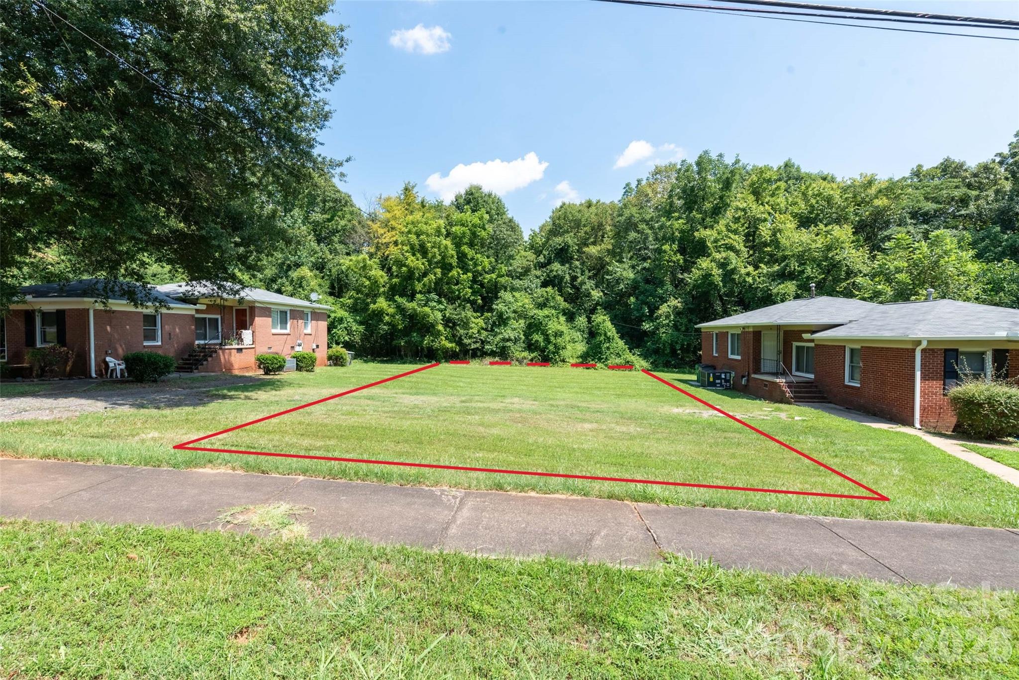 3108 Capitol Drive Property Photo 1
