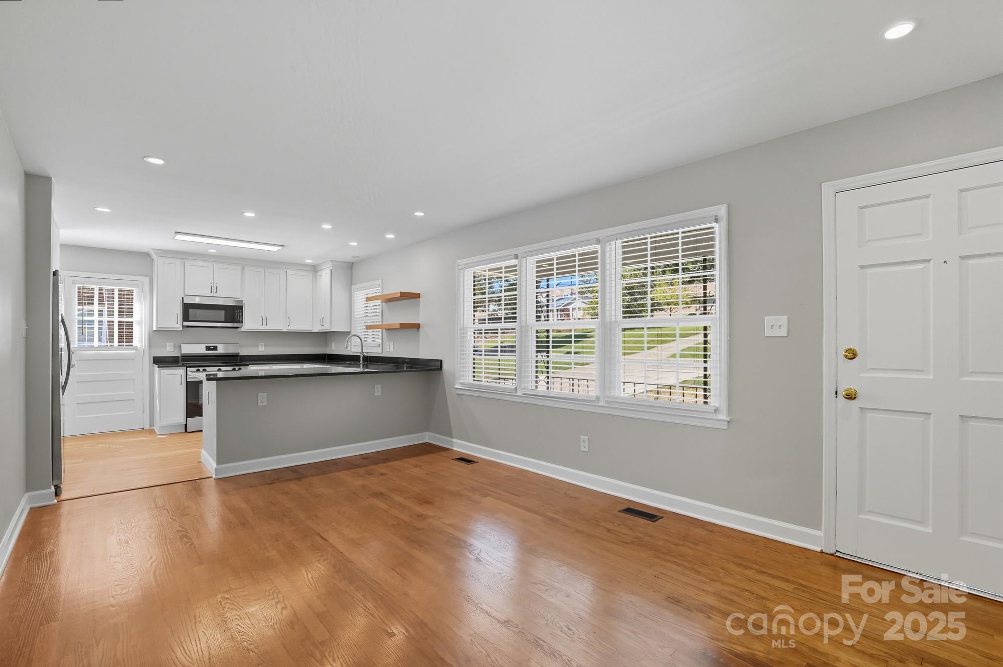 822 Yuma Street Property Photo 5