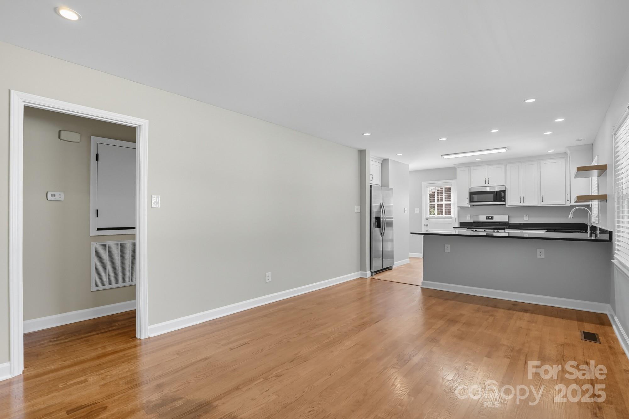 822 Yuma Street Property Photo 8