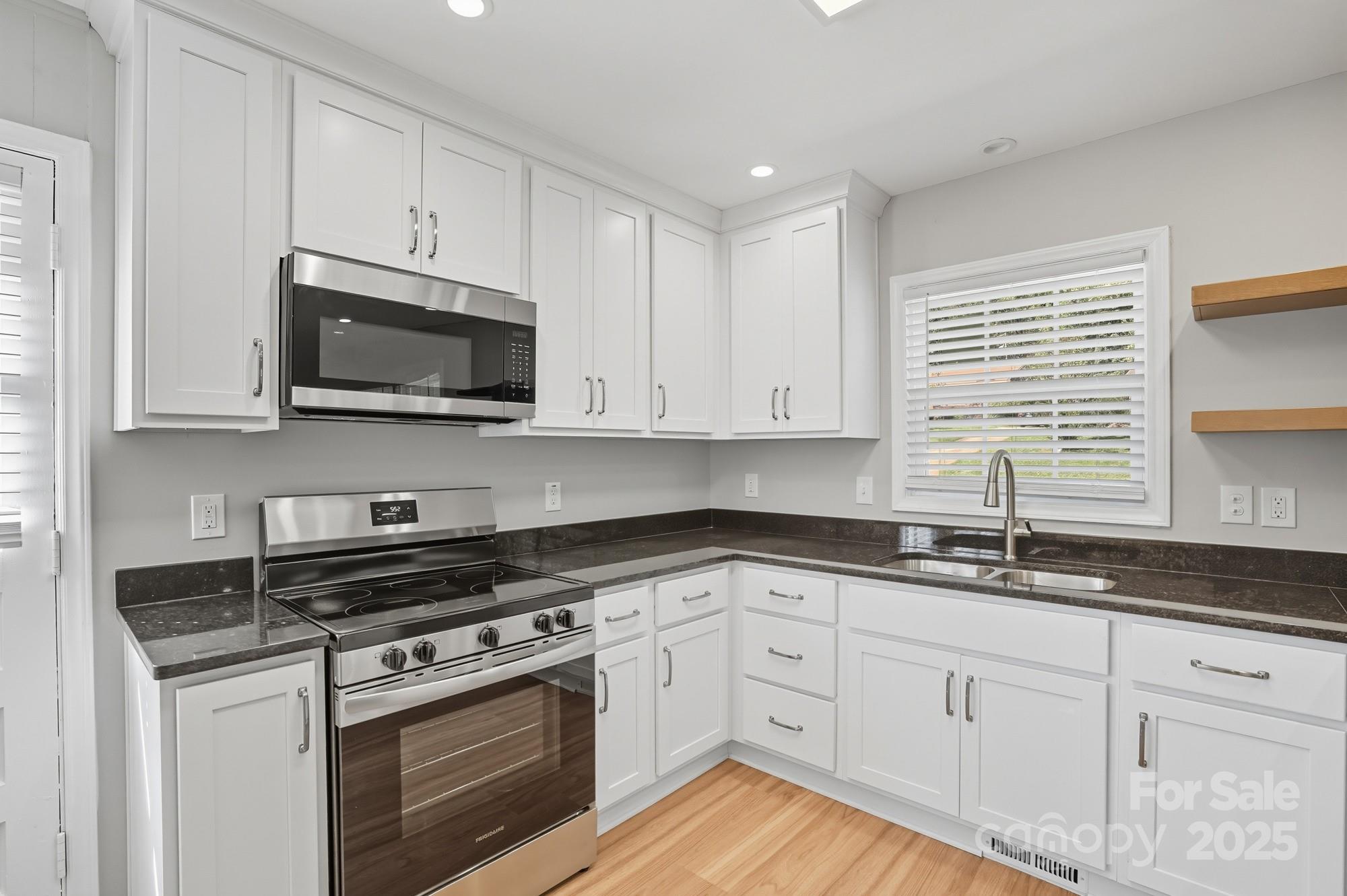 822 Yuma Street Property Photo 10