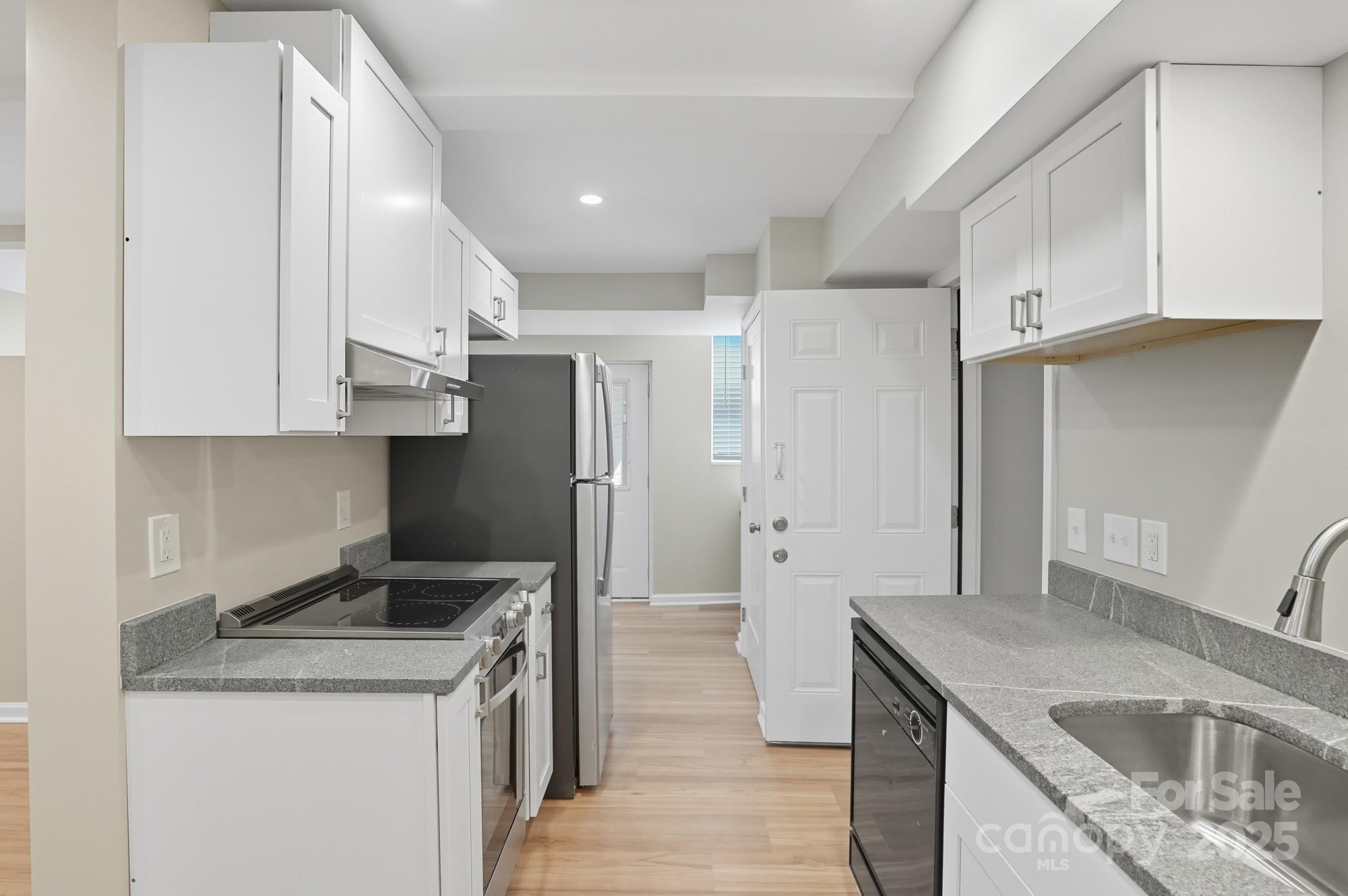 822 Yuma Street Property Photo 28