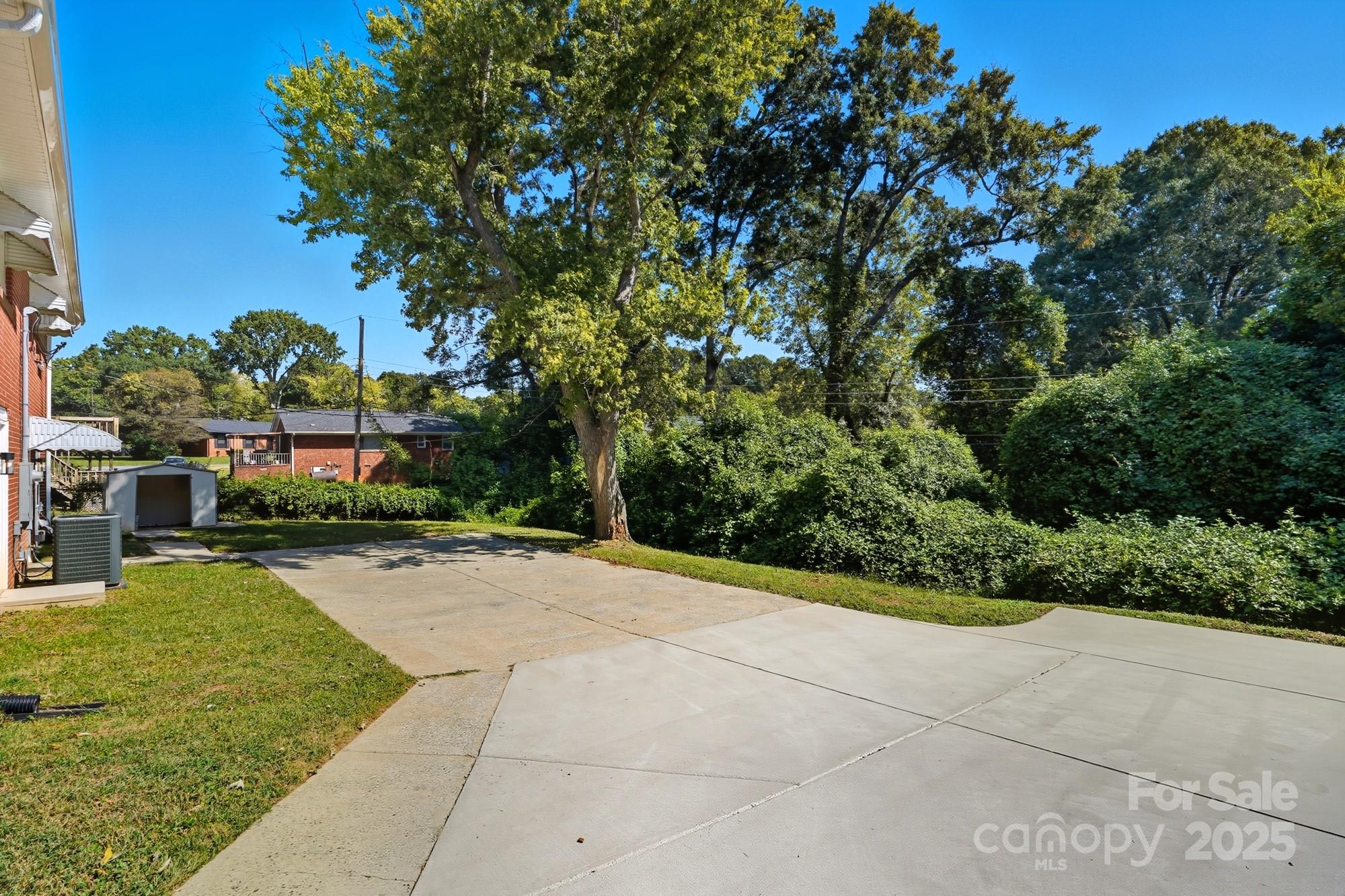 822 Yuma Street Property Photo 40