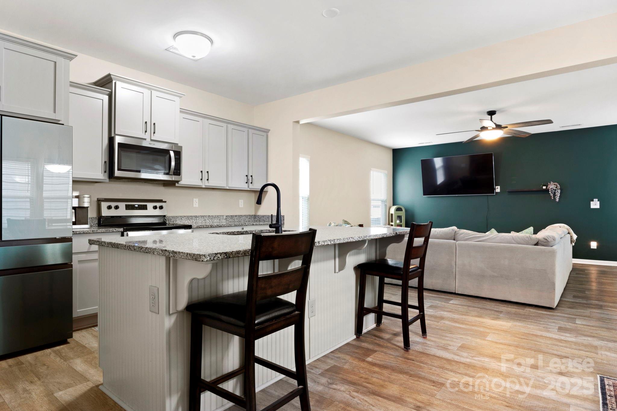 467 Switch Street Property Photo 8