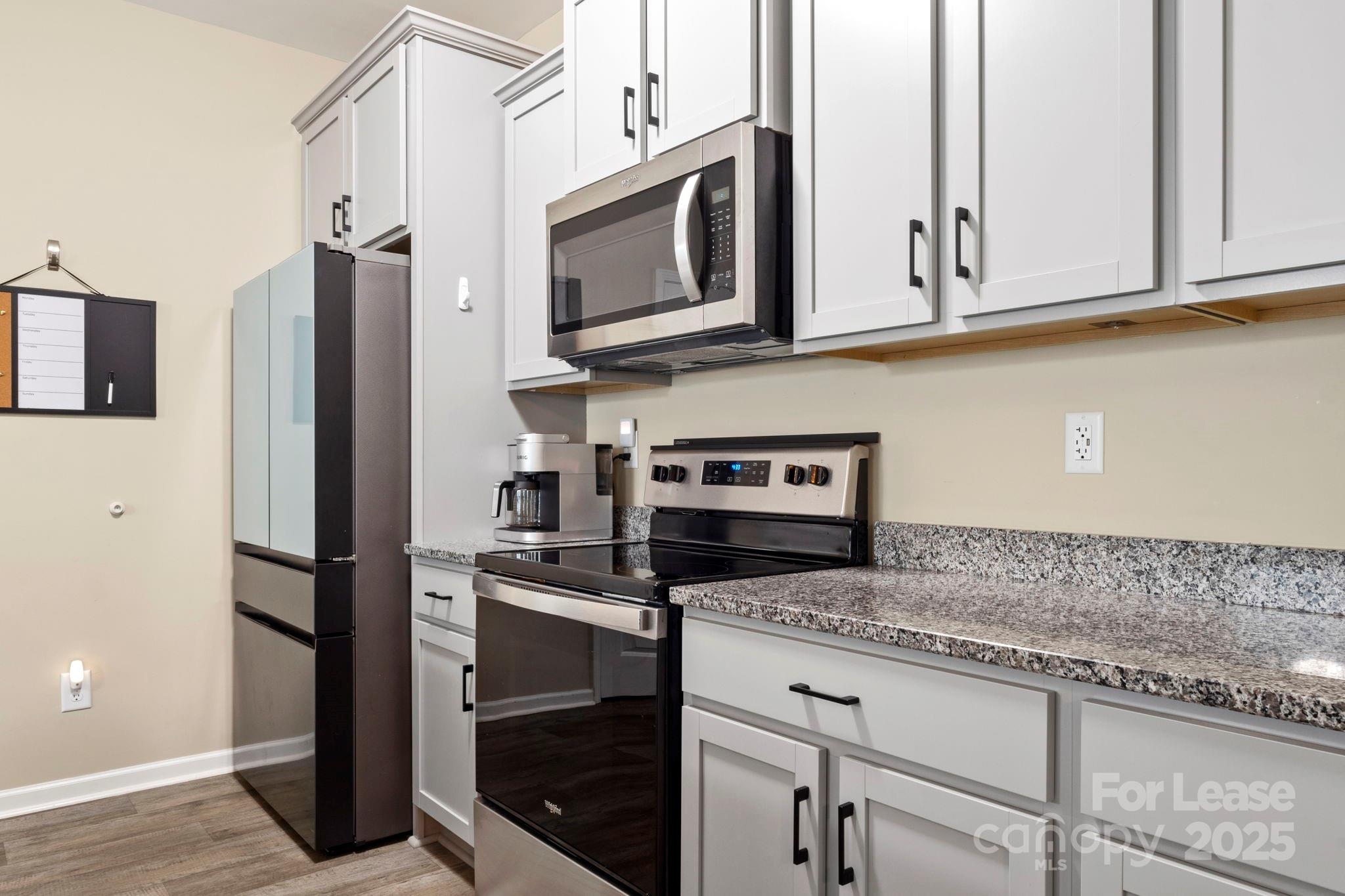 467 Switch Street Property Photo 13