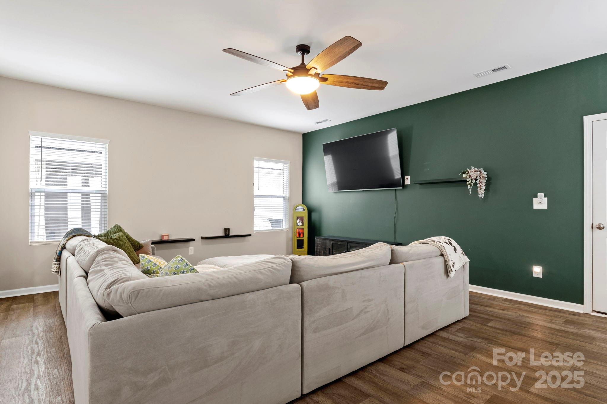 467 Switch Street Property Photo 14