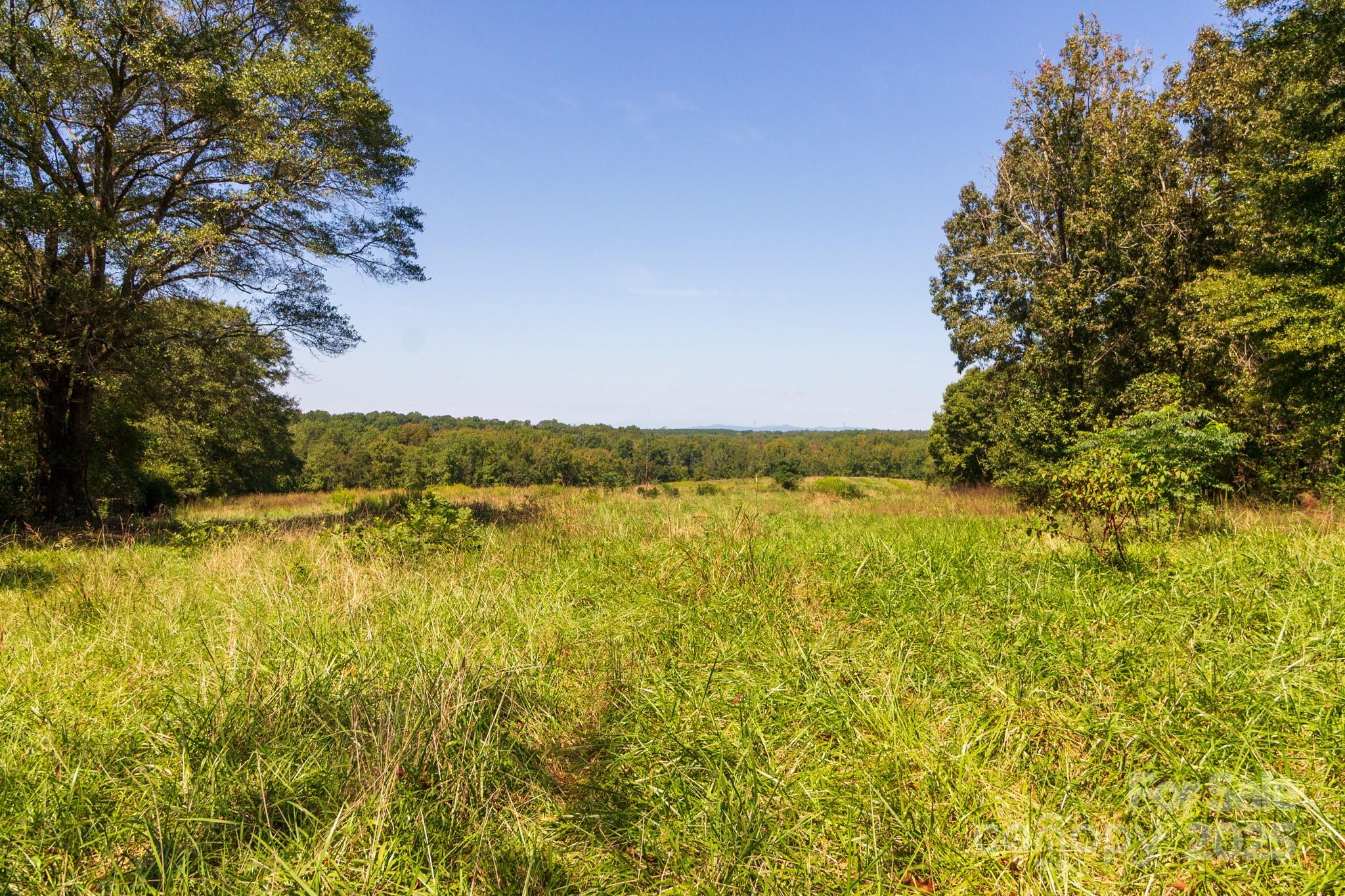 2237 Ellis Road Property Photo 4