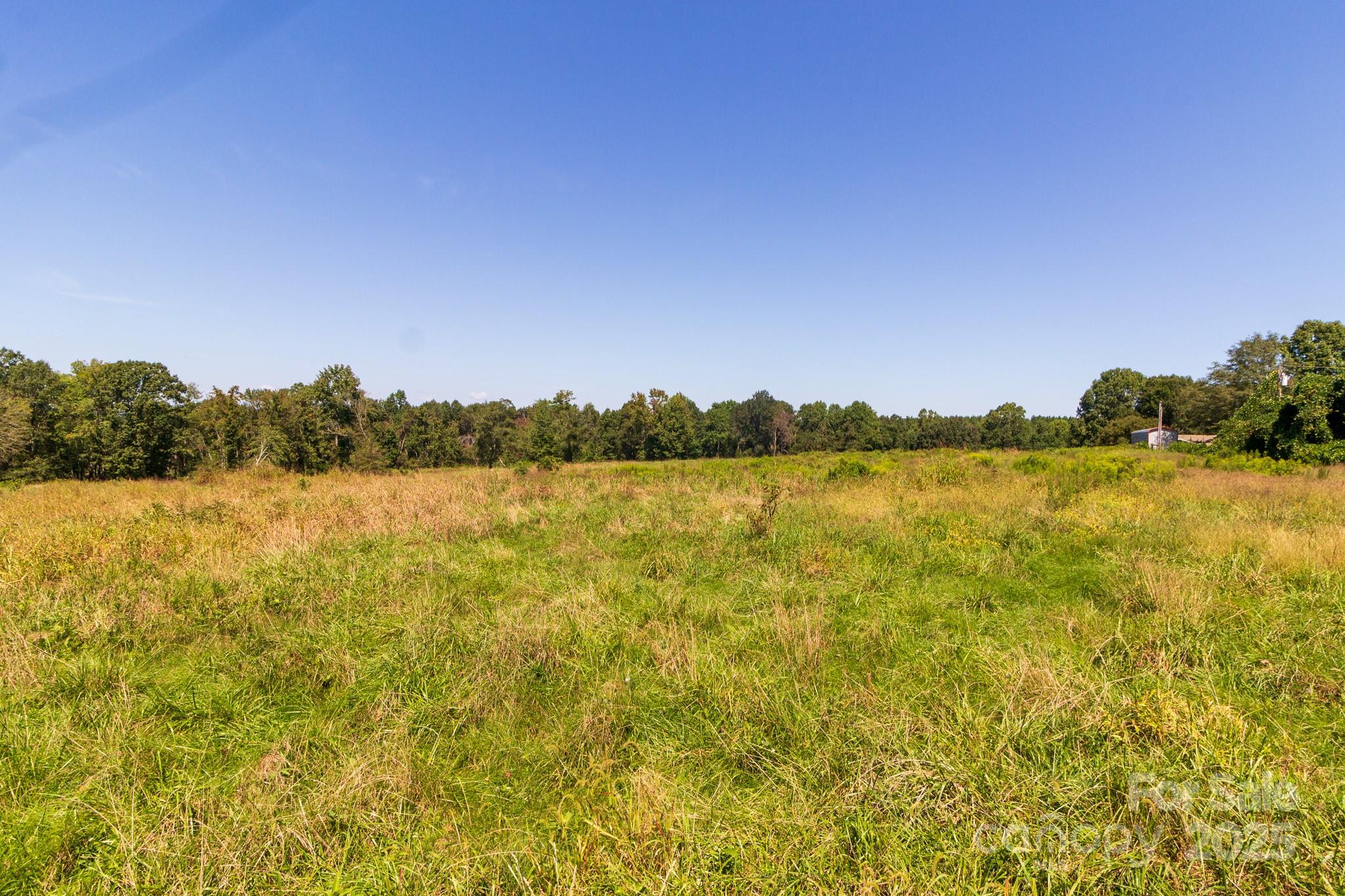 2237 Ellis Road Property Photo 8