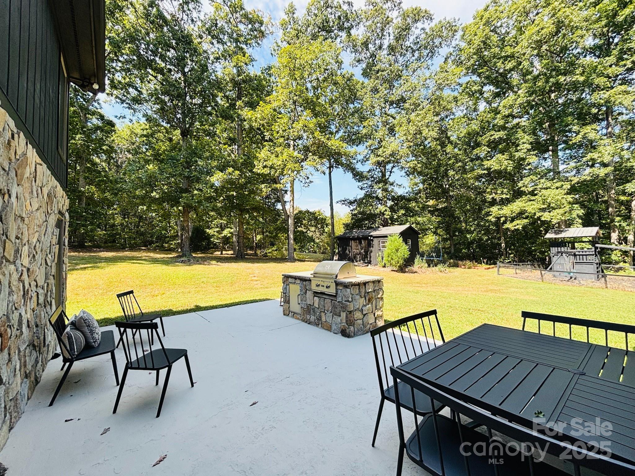 173 Backcreek Lane Property Photo 9