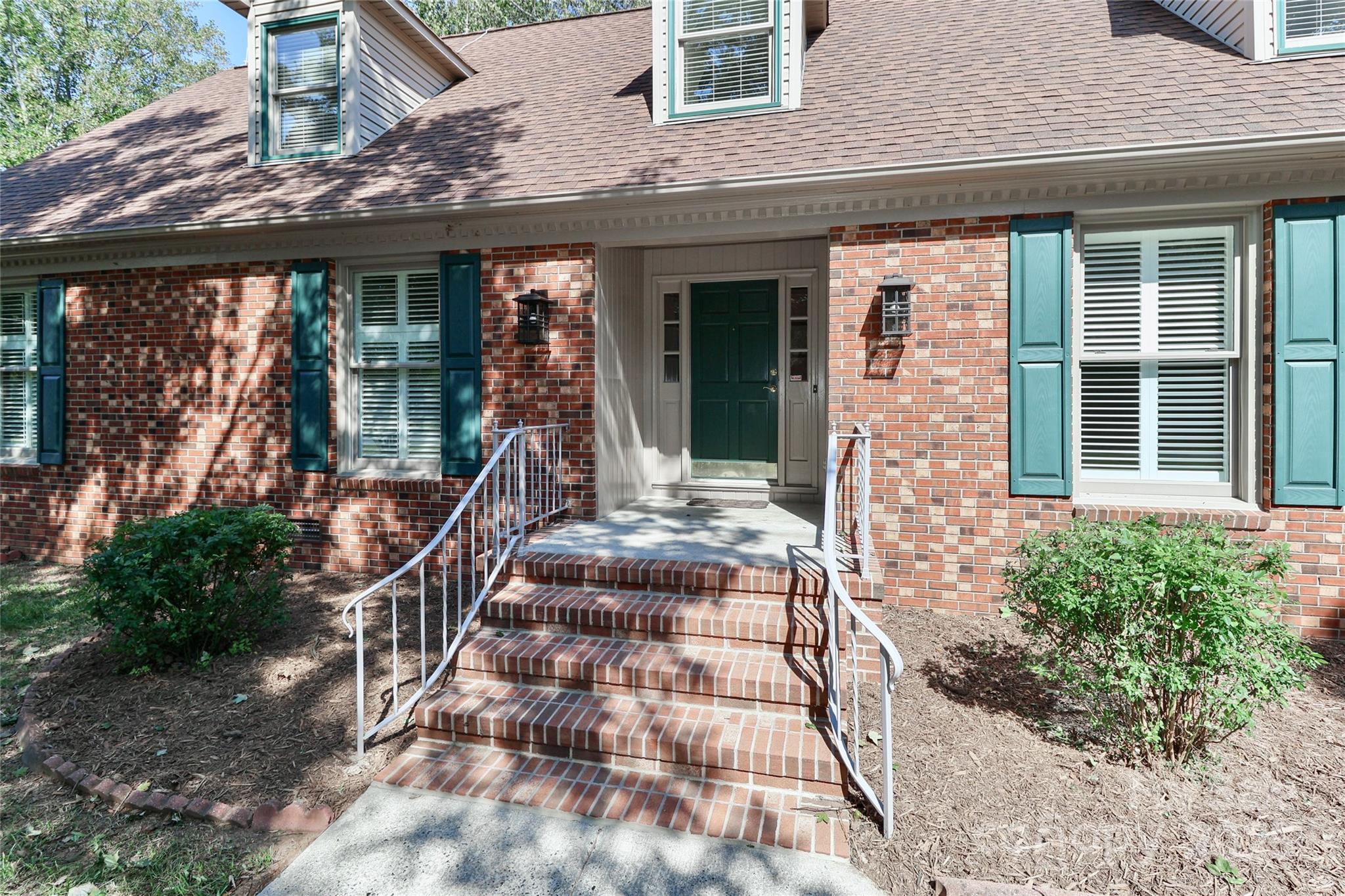 1051 Michael Avenue Property Photo 1