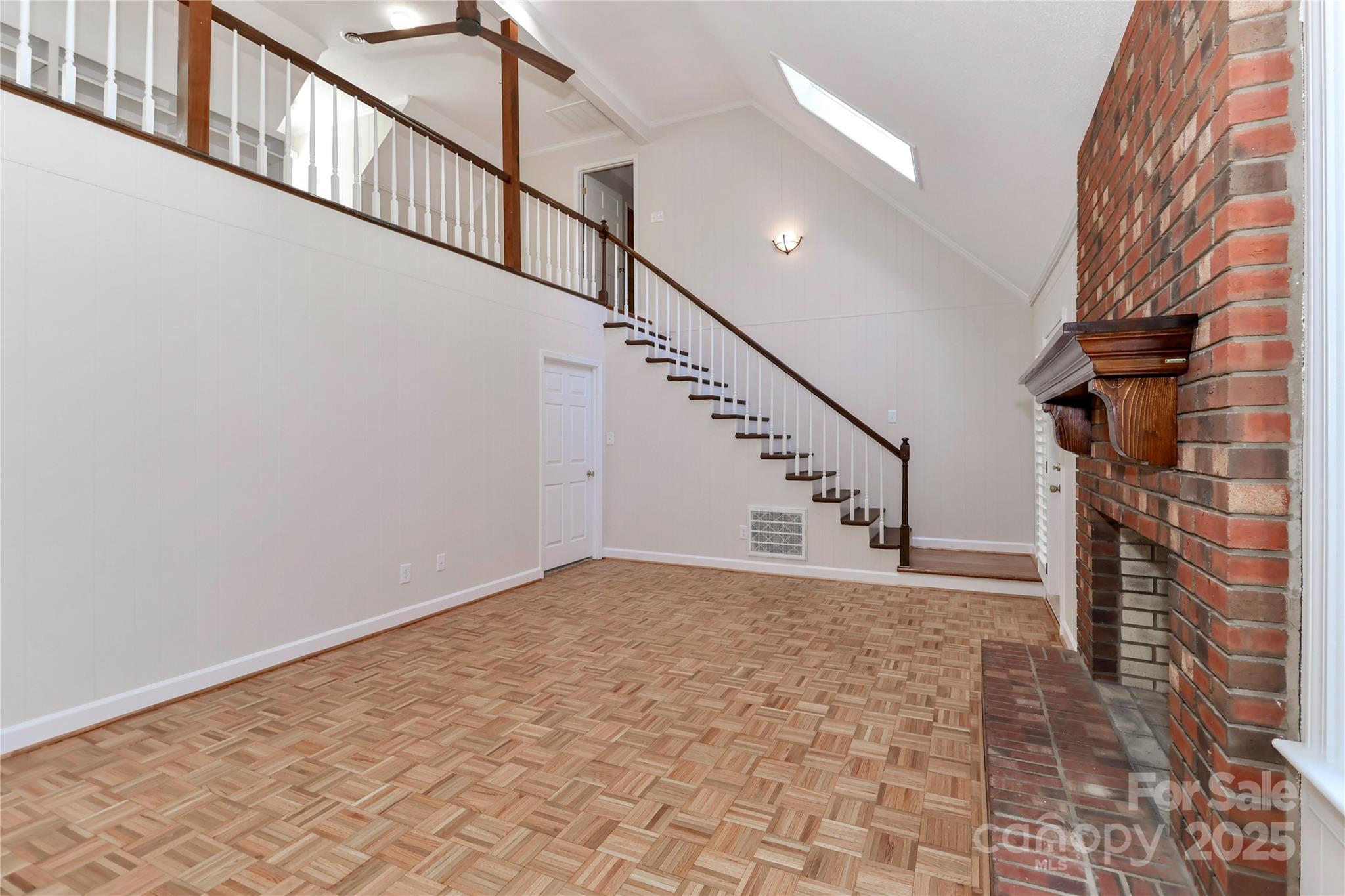 1051 Michael Avenue Property Photo 8