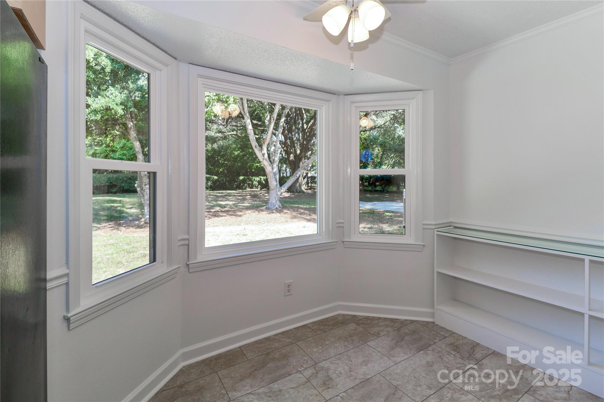 1051 Michael Avenue Property Photo 14