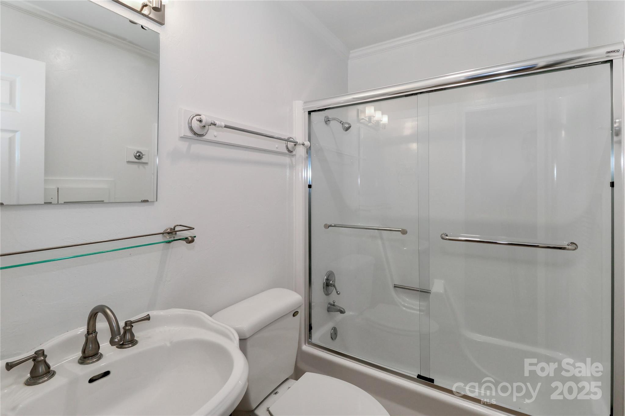1051 Michael Avenue Property Photo 18