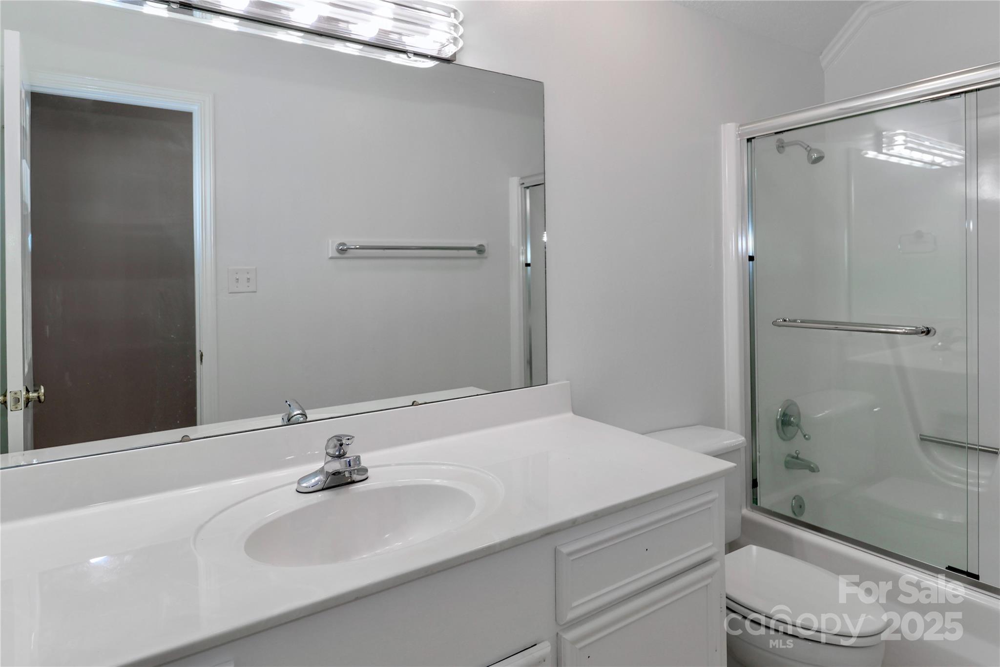1051 Michael Avenue Property Photo 29