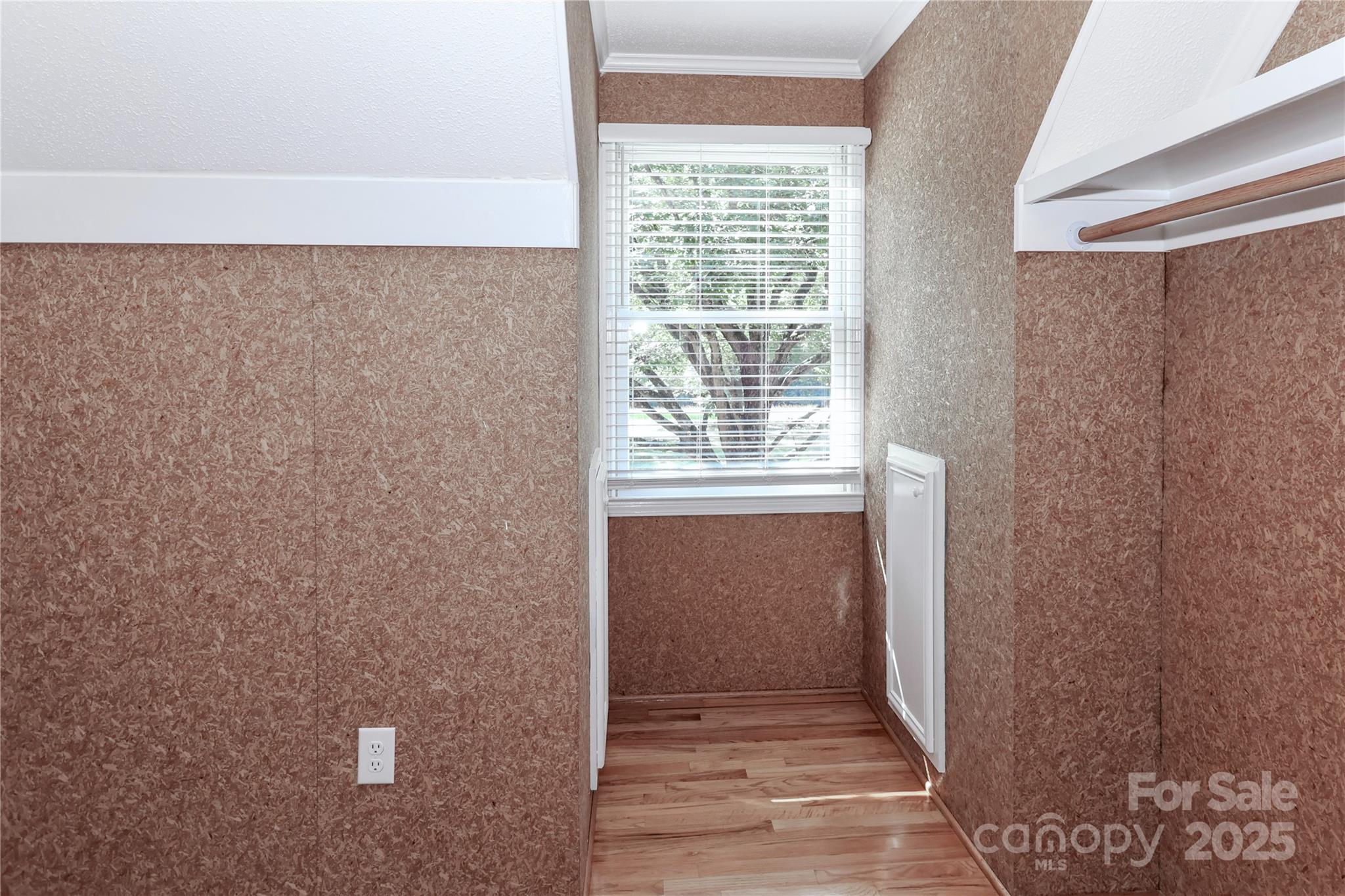 1051 Michael Avenue Property Photo 31