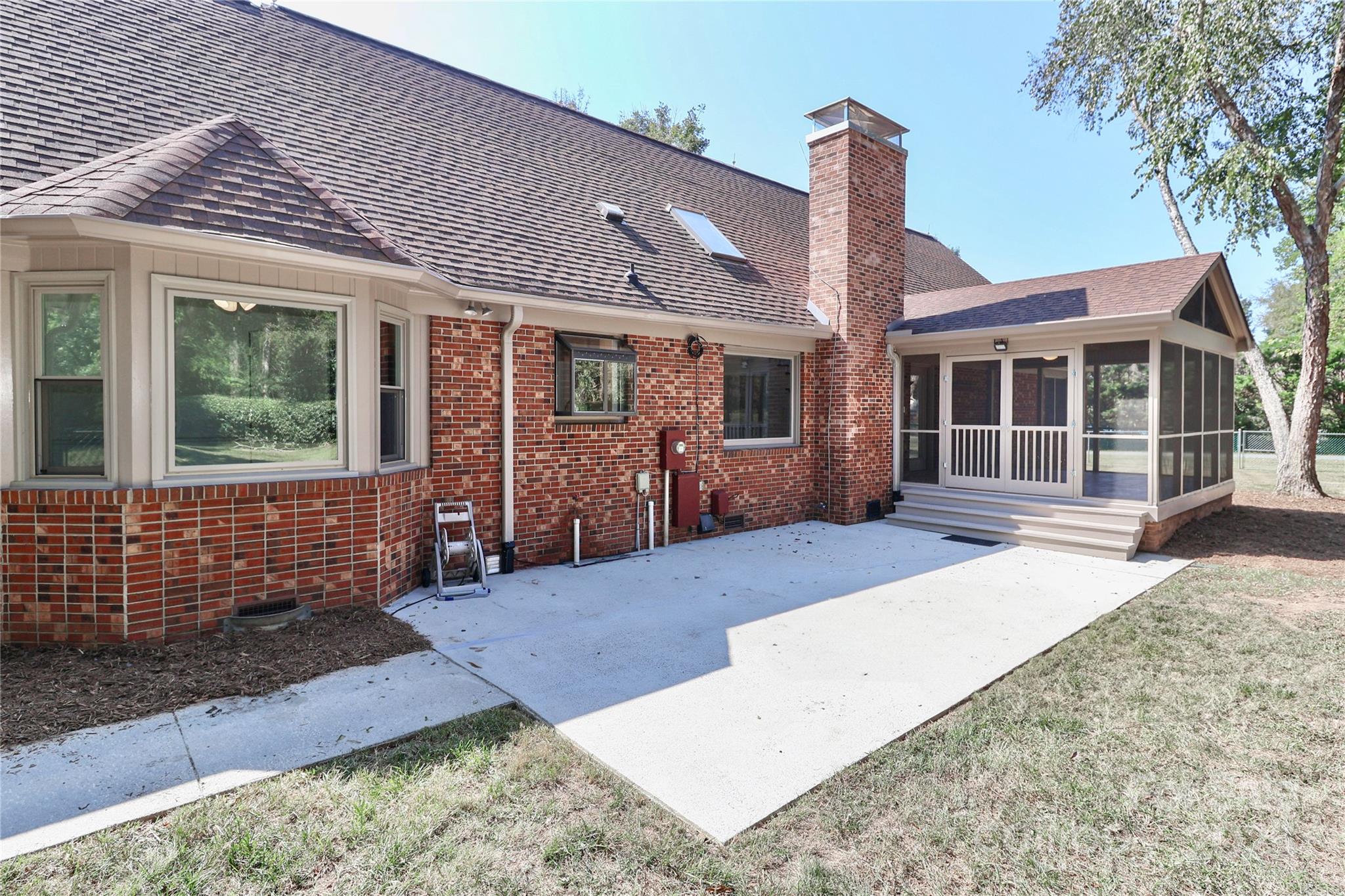 1051 Michael Avenue Property Photo 34