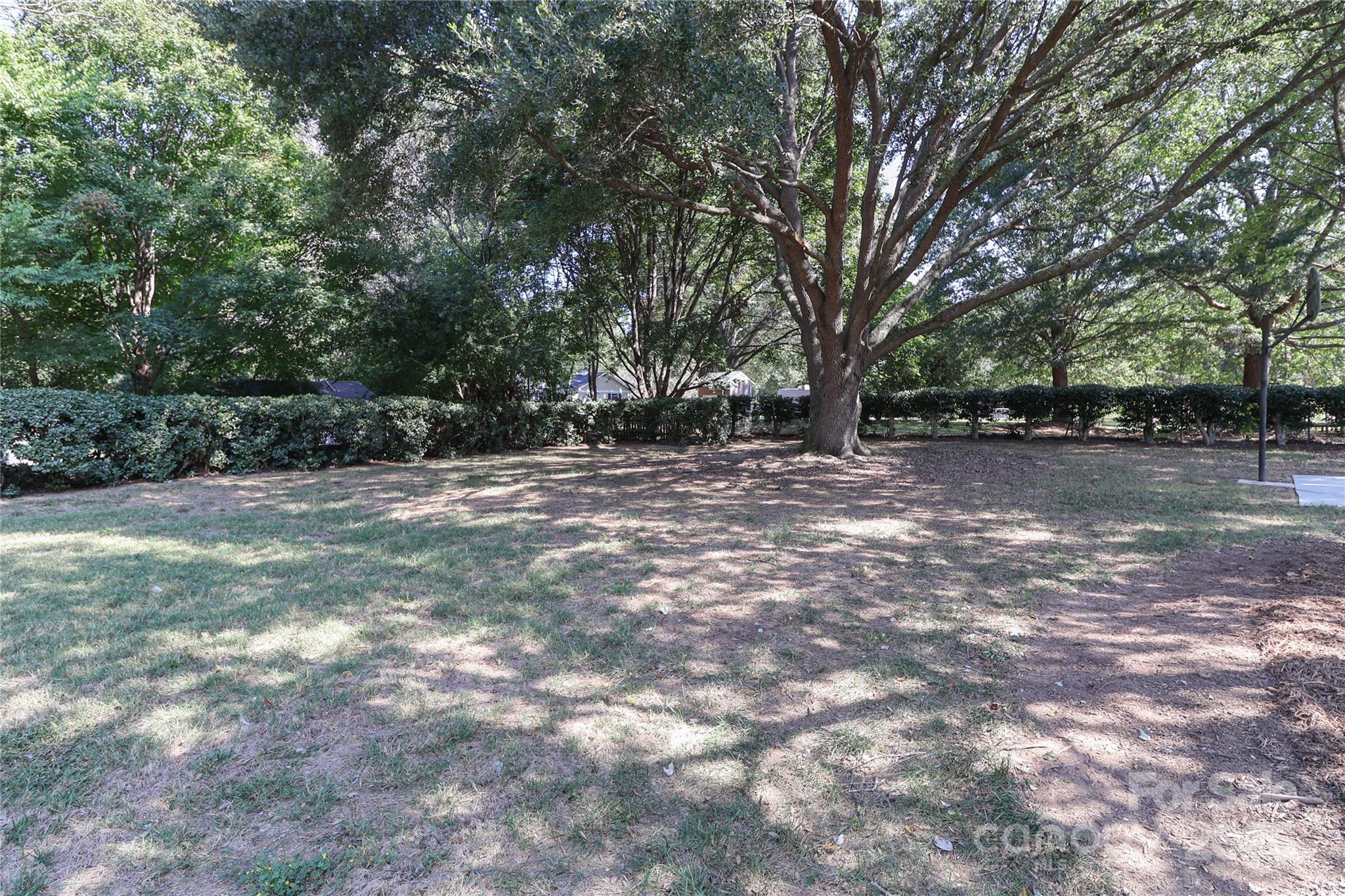 1051 Michael Avenue Property Photo 38