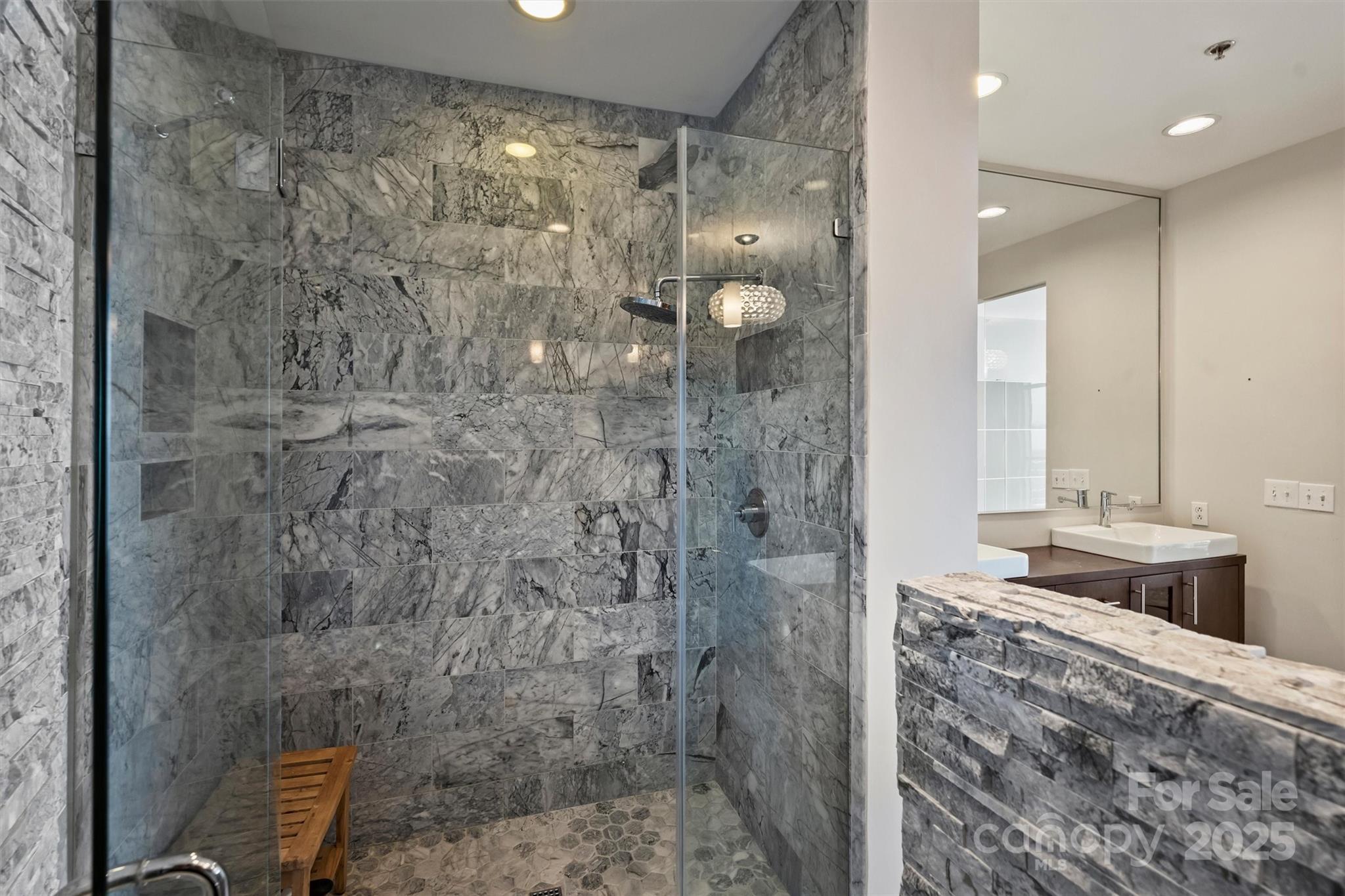 333 W Trade Street 2704 Property Photo 26