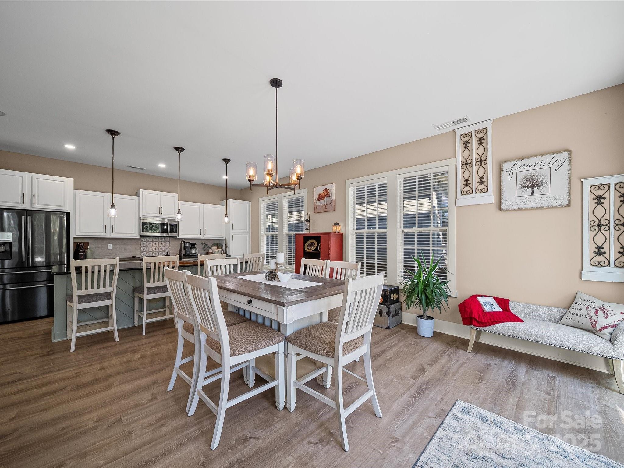 28117 Egrets Court Property Photo 9