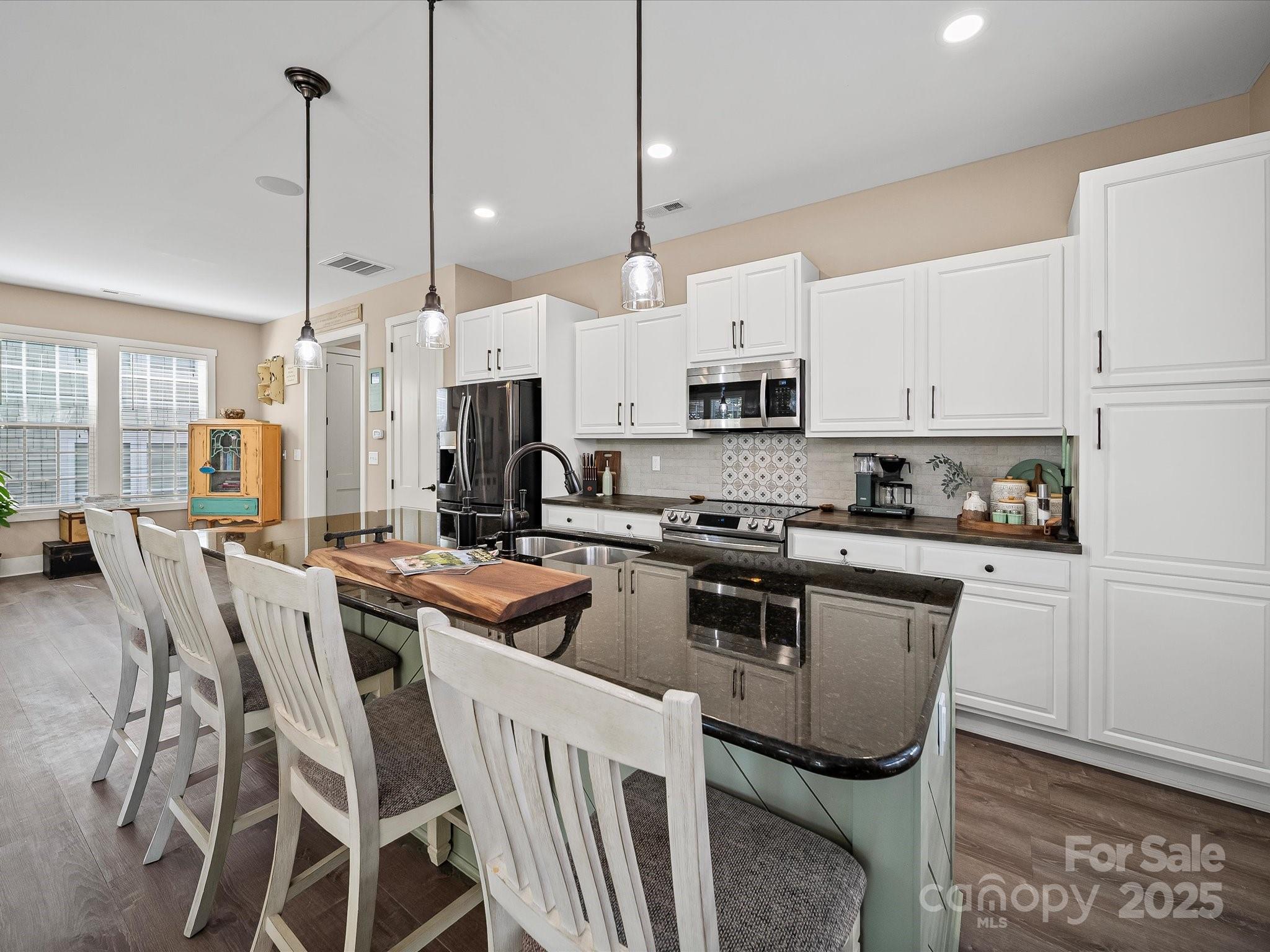 28117 Egrets Court Property Photo 14