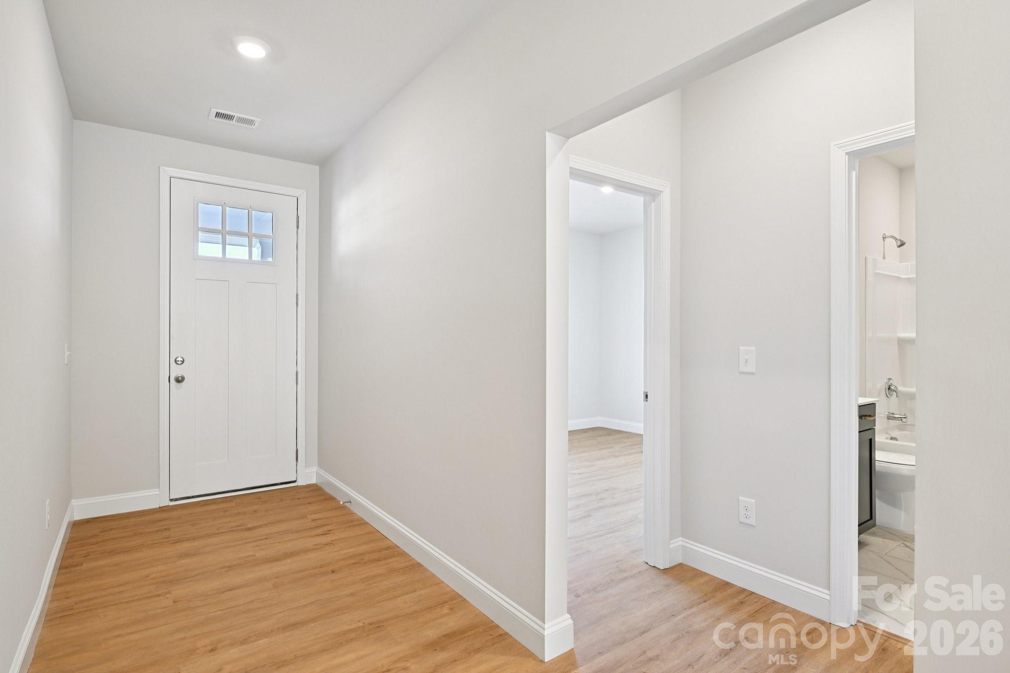 612 Banter Lane 32 Property Photo 25