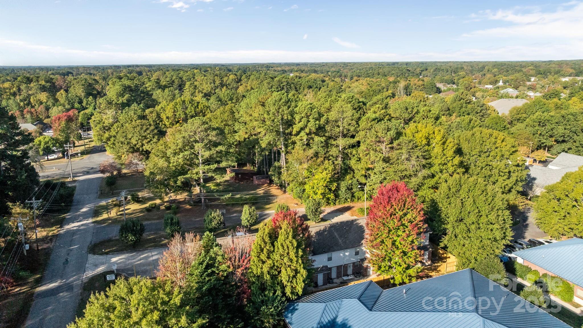 180 Glenwood Drive Property Photo 28