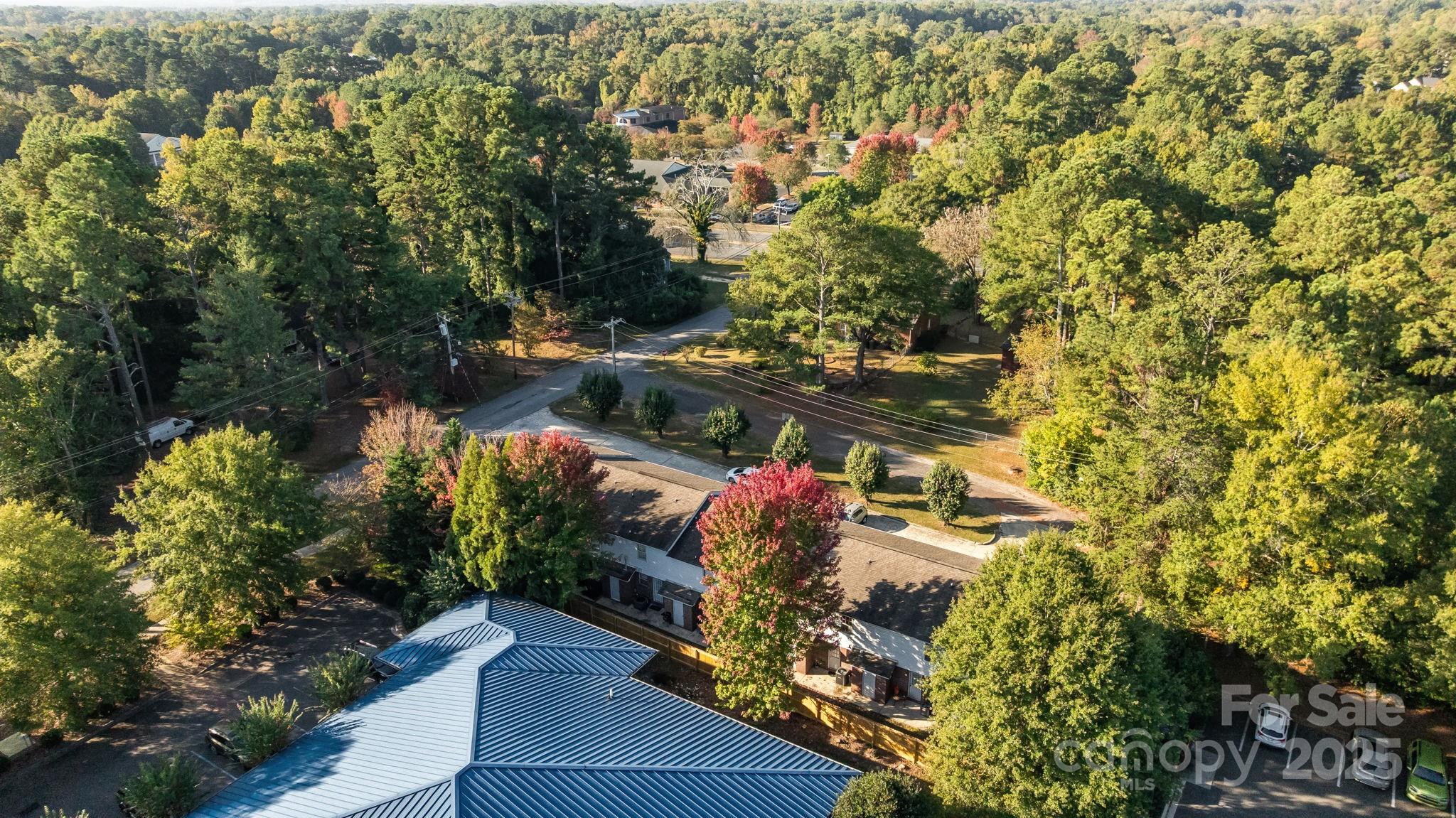 180 Glenwood Drive Property Photo 29