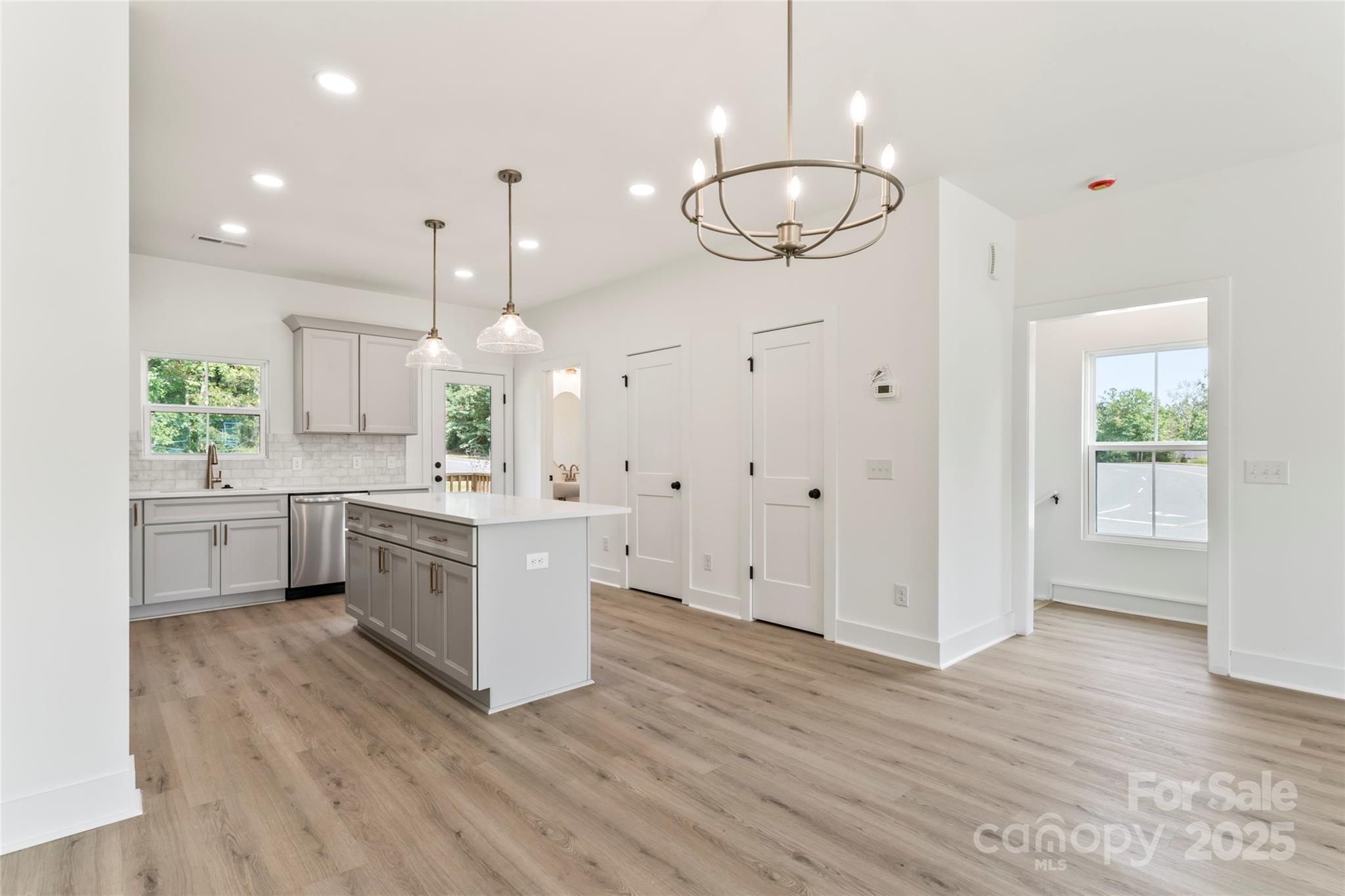 406 Bogue Drive 18 Property Photo 1