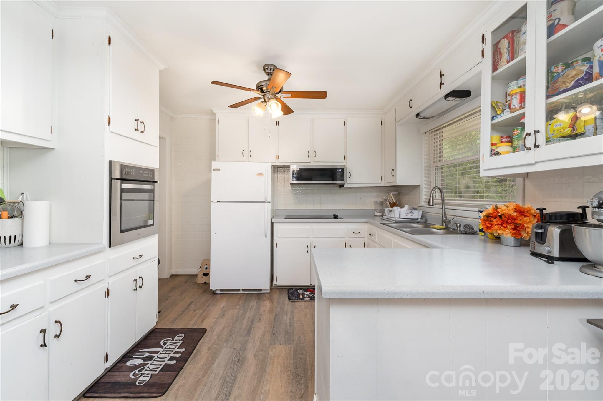 2885 Wright Avenue Property Photo 9
