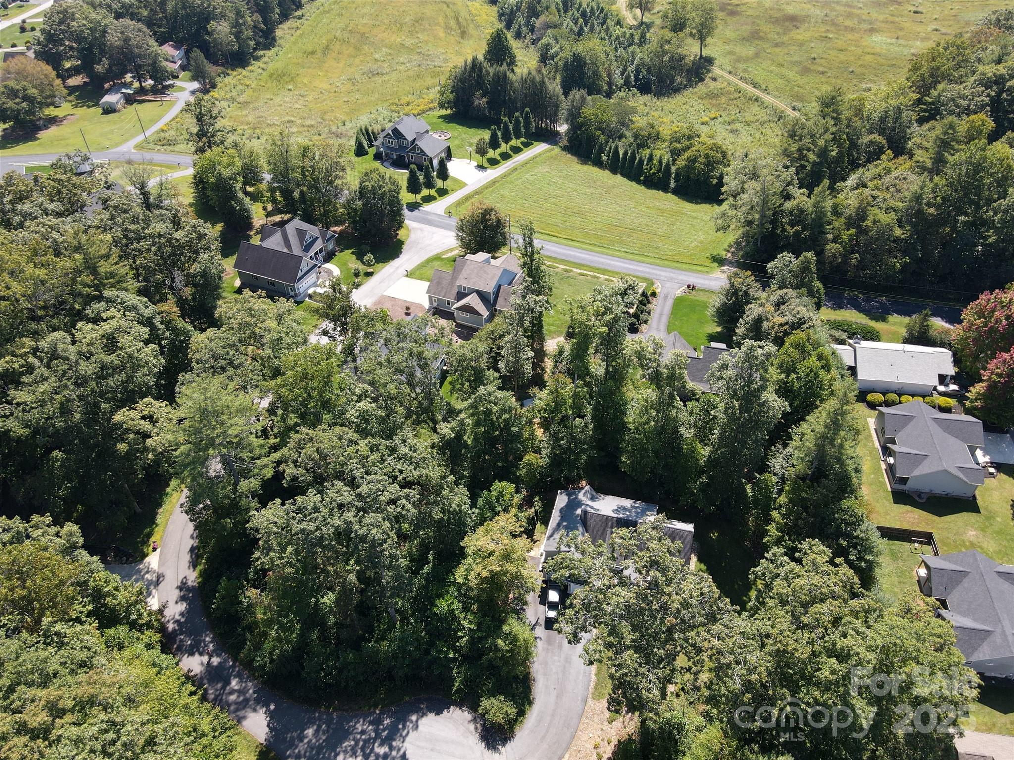 89 Hamilton Woods Lane Property Photo 2