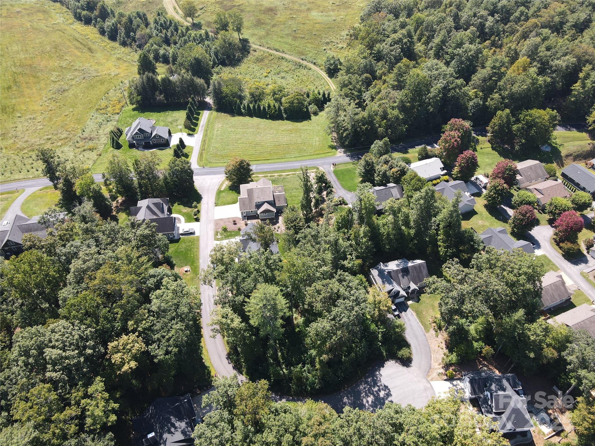 89 Hamilton Woods Lane Property Photo 10