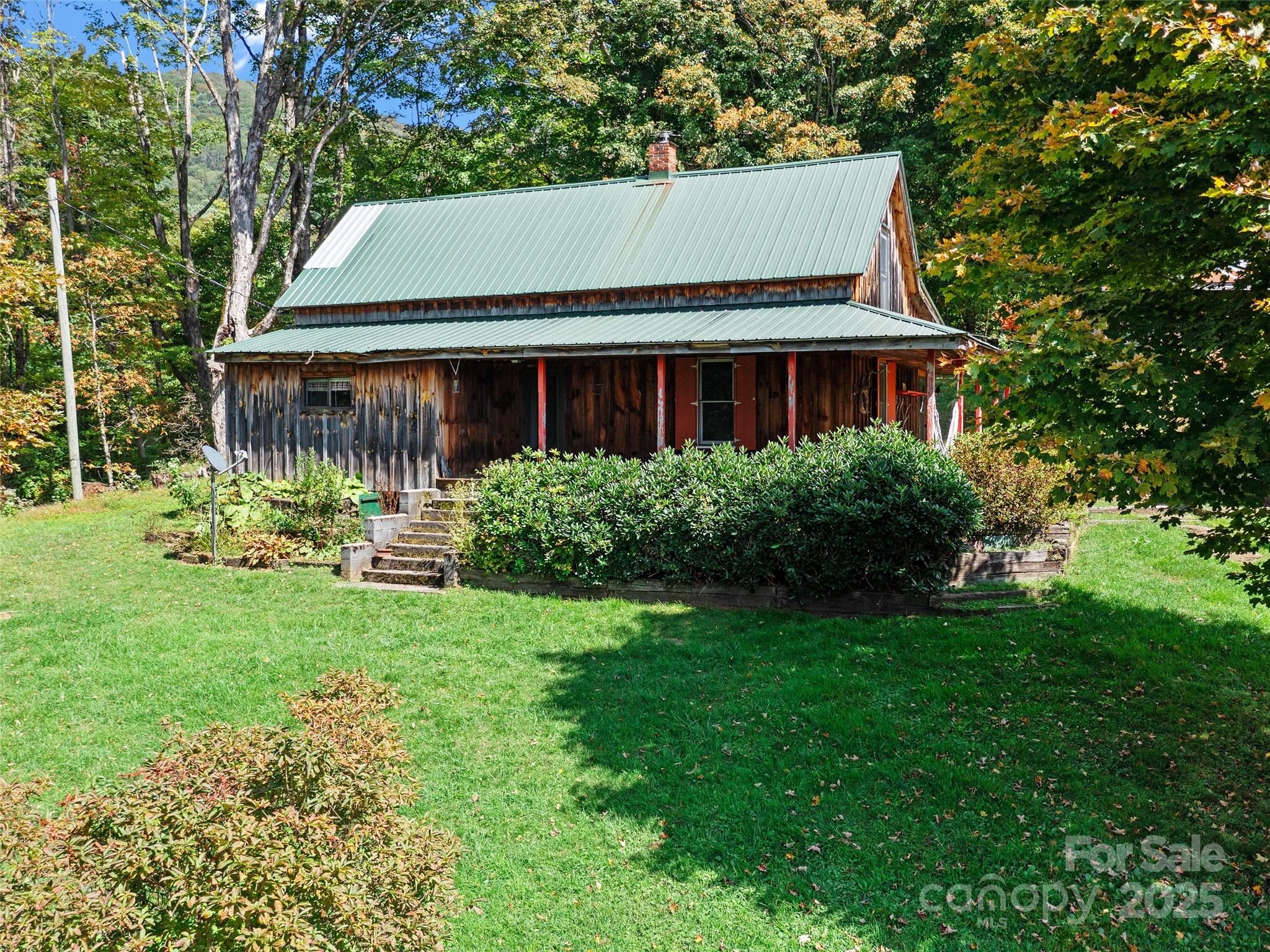 1992 Green Creek Road Property Photo 32
