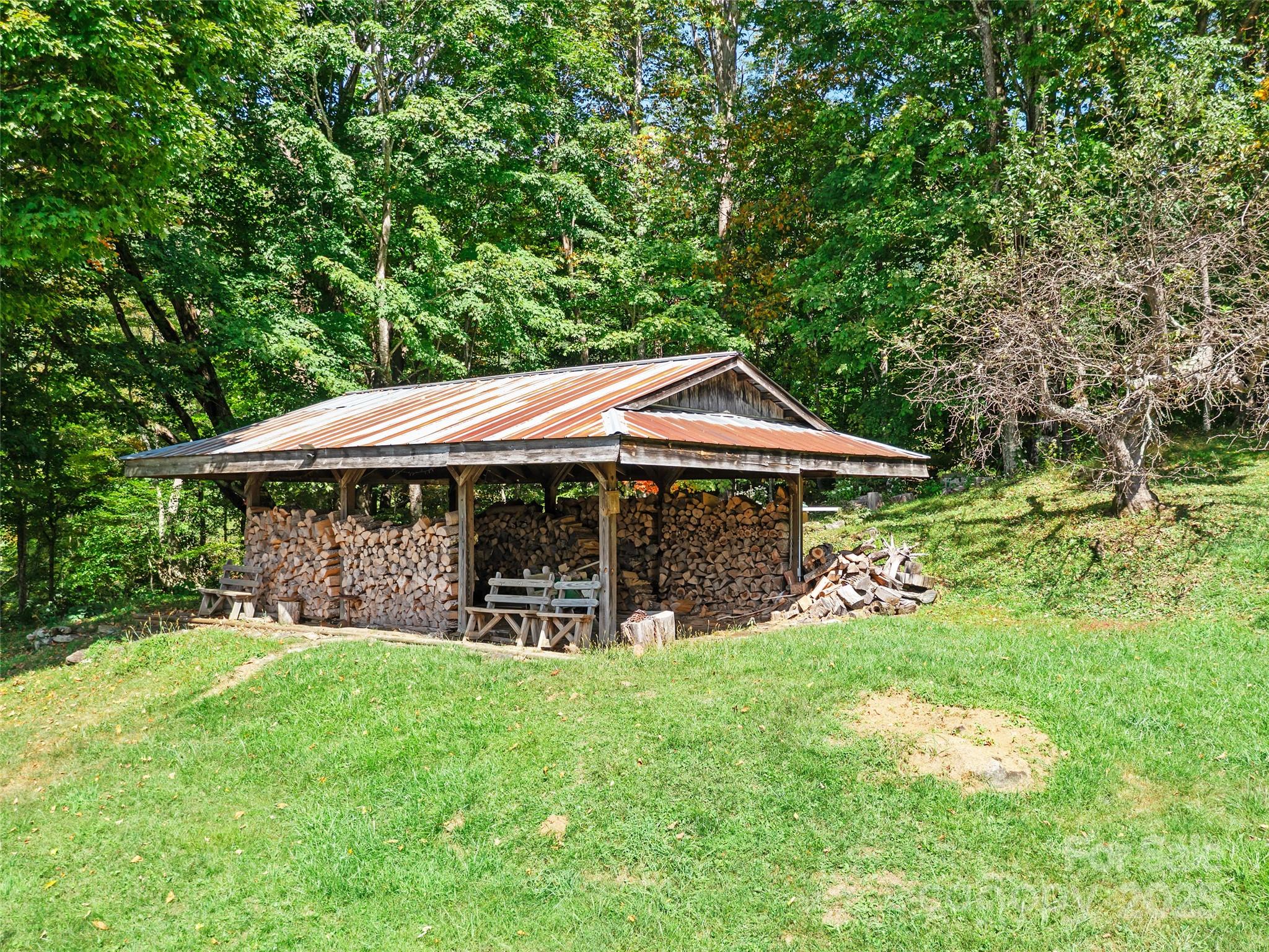 1992 Green Creek Road Property Photo 39
