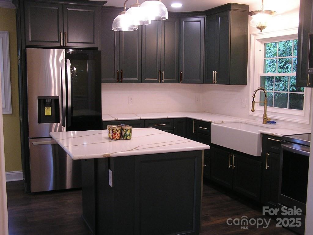 384 New River Heights 12 Property Photo 10