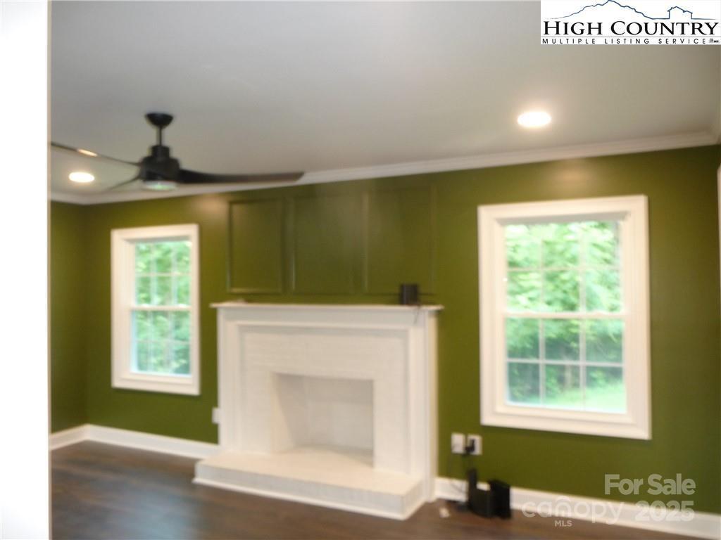 384 New River Heights 12 Property Photo 13