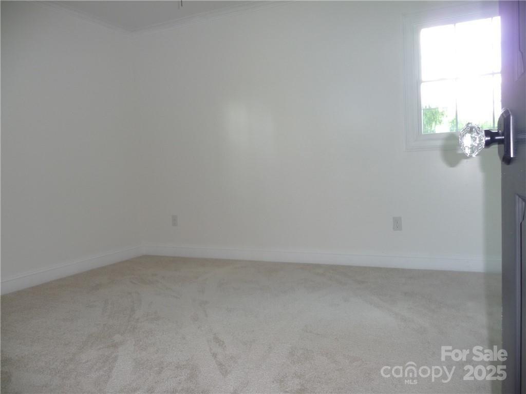 384 New River Heights 12 Property Photo 21