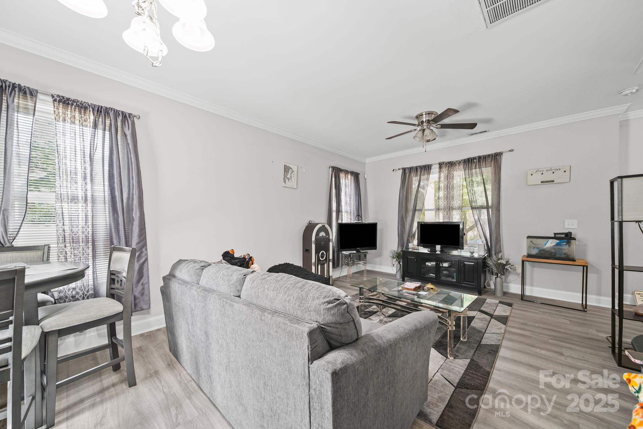 511 S Carolina Avenue Property Photo 11