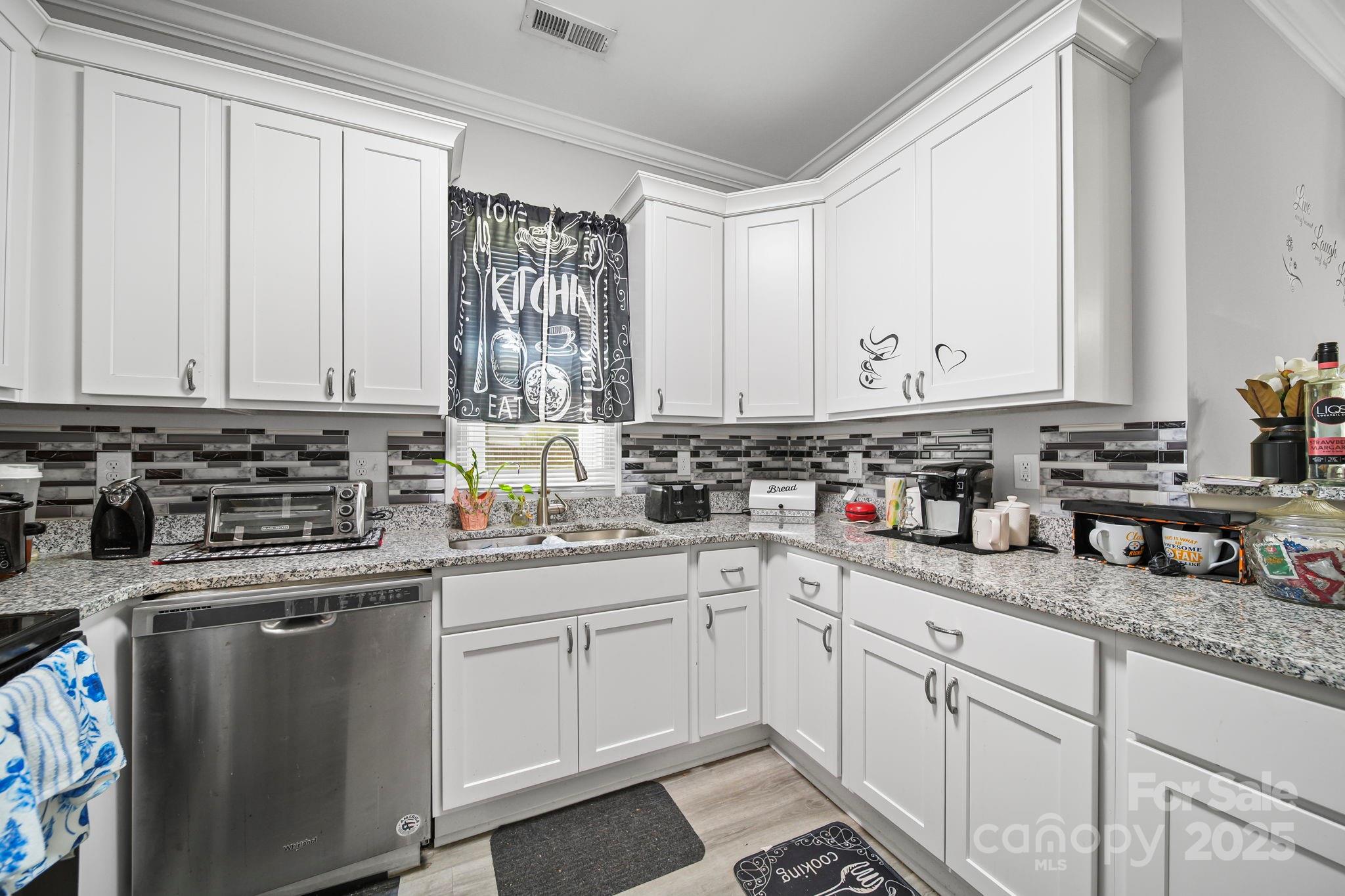 511 S Carolina Avenue Property Photo 13